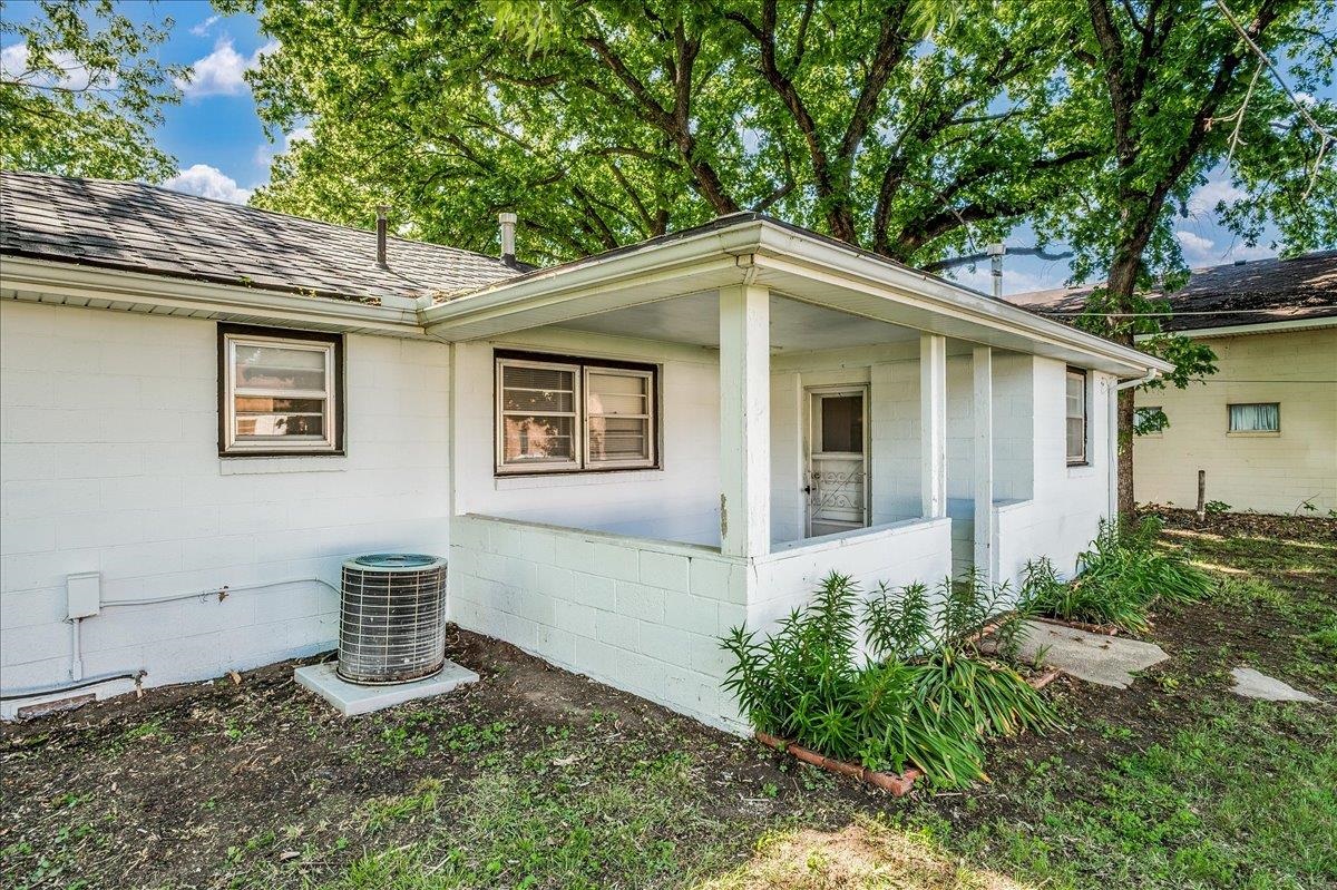 134 S Wayne Ave, Haysville, Kansas image 27