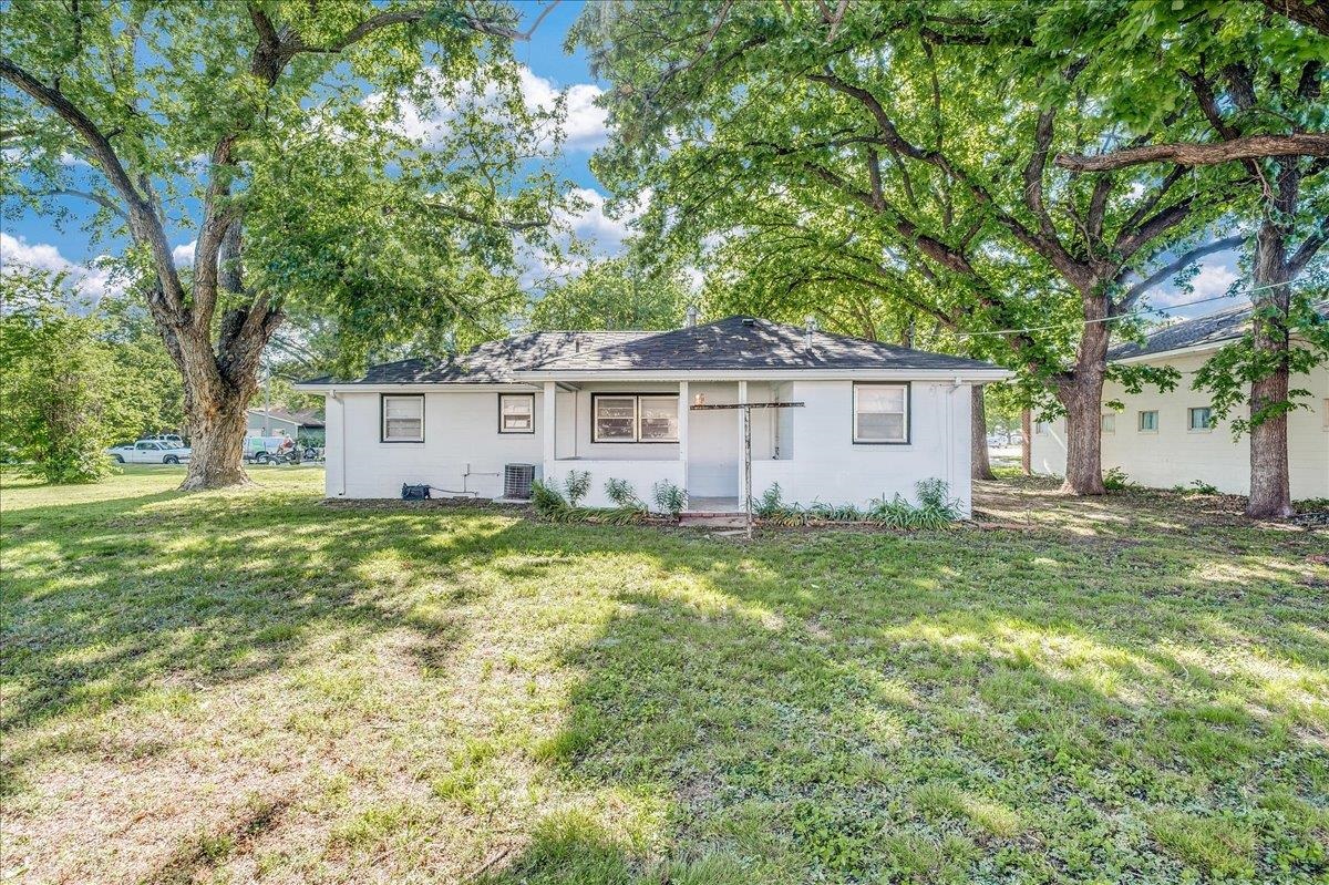 134 S Wayne Ave, Haysville, Kansas image 32