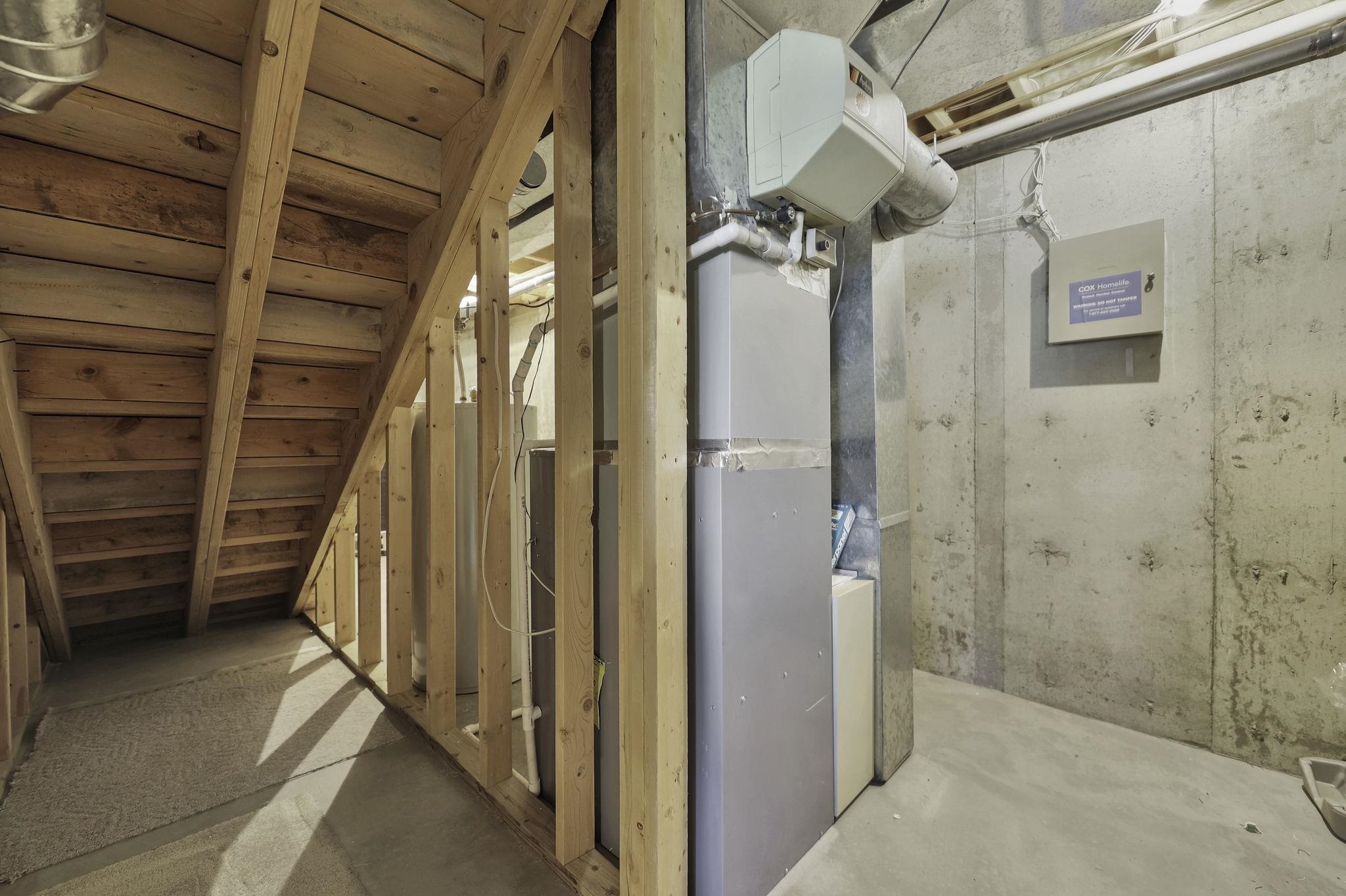 Wichita, Kansas 67212, United States, 4 Bedrooms Bedrooms, ,3 BathroomsBathrooms,Residential,Pending,57485