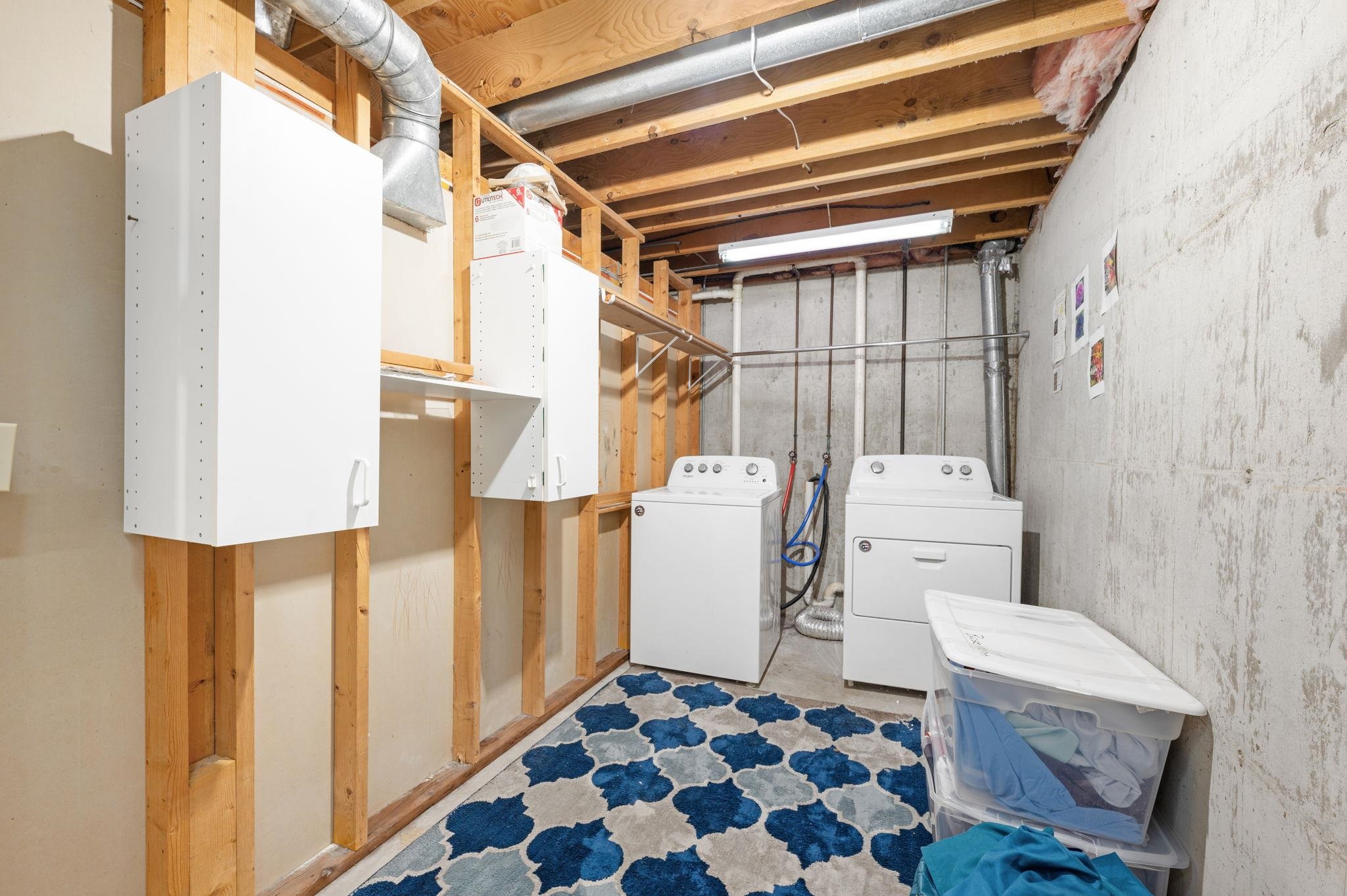 Wichita, Kansas 67212, United States, 4 Bedrooms Bedrooms, ,3 BathroomsBathrooms,Residential,Pending,53471