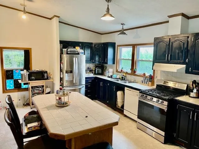 Sedgwick, Kansas 67135, United States, 3 Bedrooms Bedrooms, ,2 BathroomsBathrooms,Residential,Active,117779