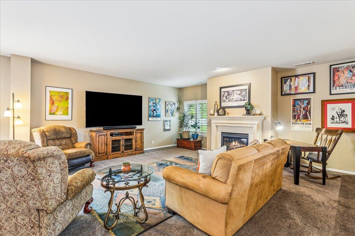 822 N Glenmoor Dr, Wichita, Kansas image 5