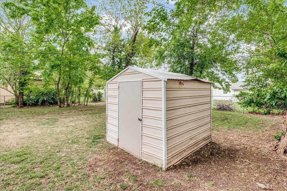 1109 N Woodlawn Blvd, Derby, Kansas image 28