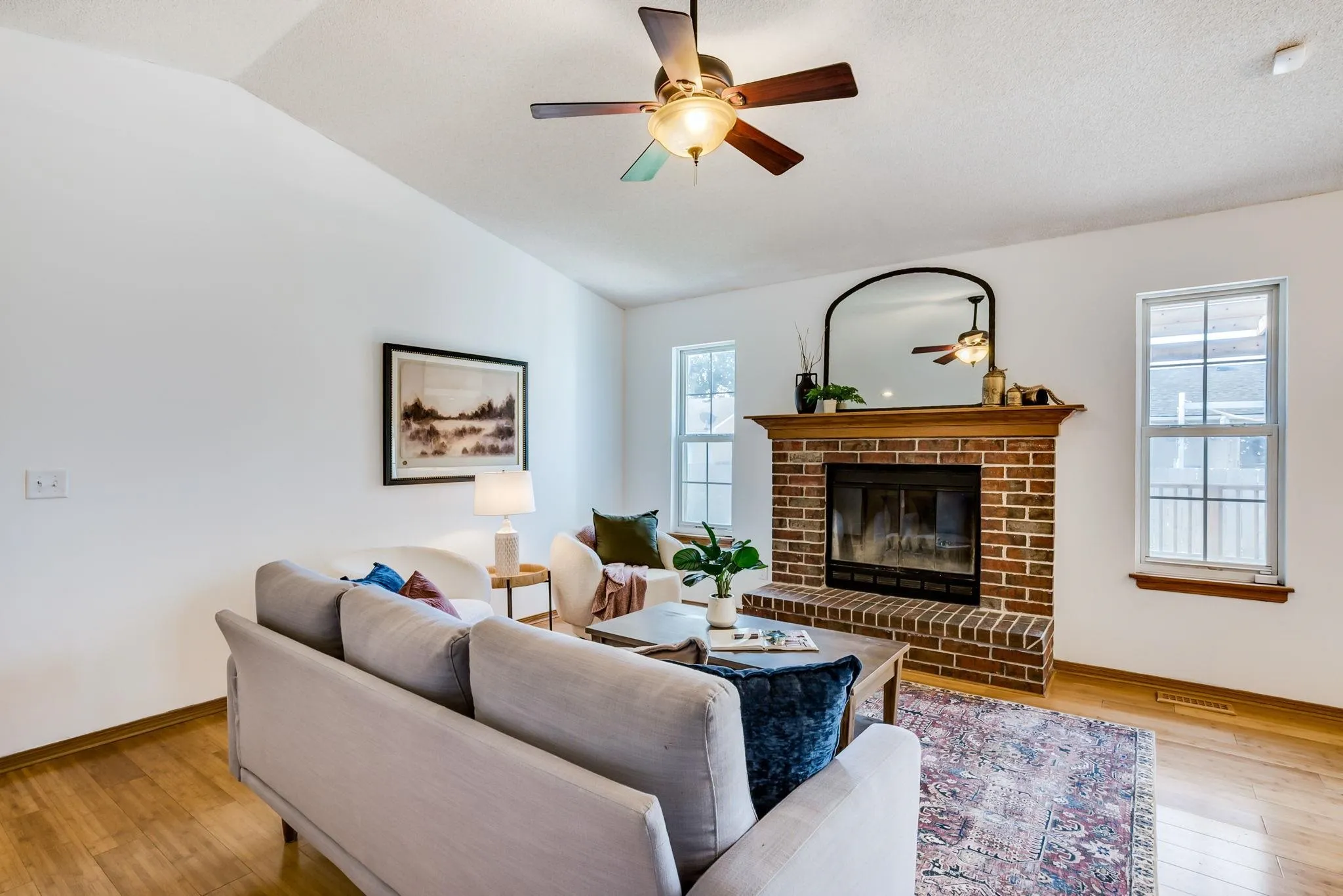 Wichita, Kansas 67212, United States, 4 Bedrooms Bedrooms, ,3 BathroomsBathrooms,Residential,Pending,192371