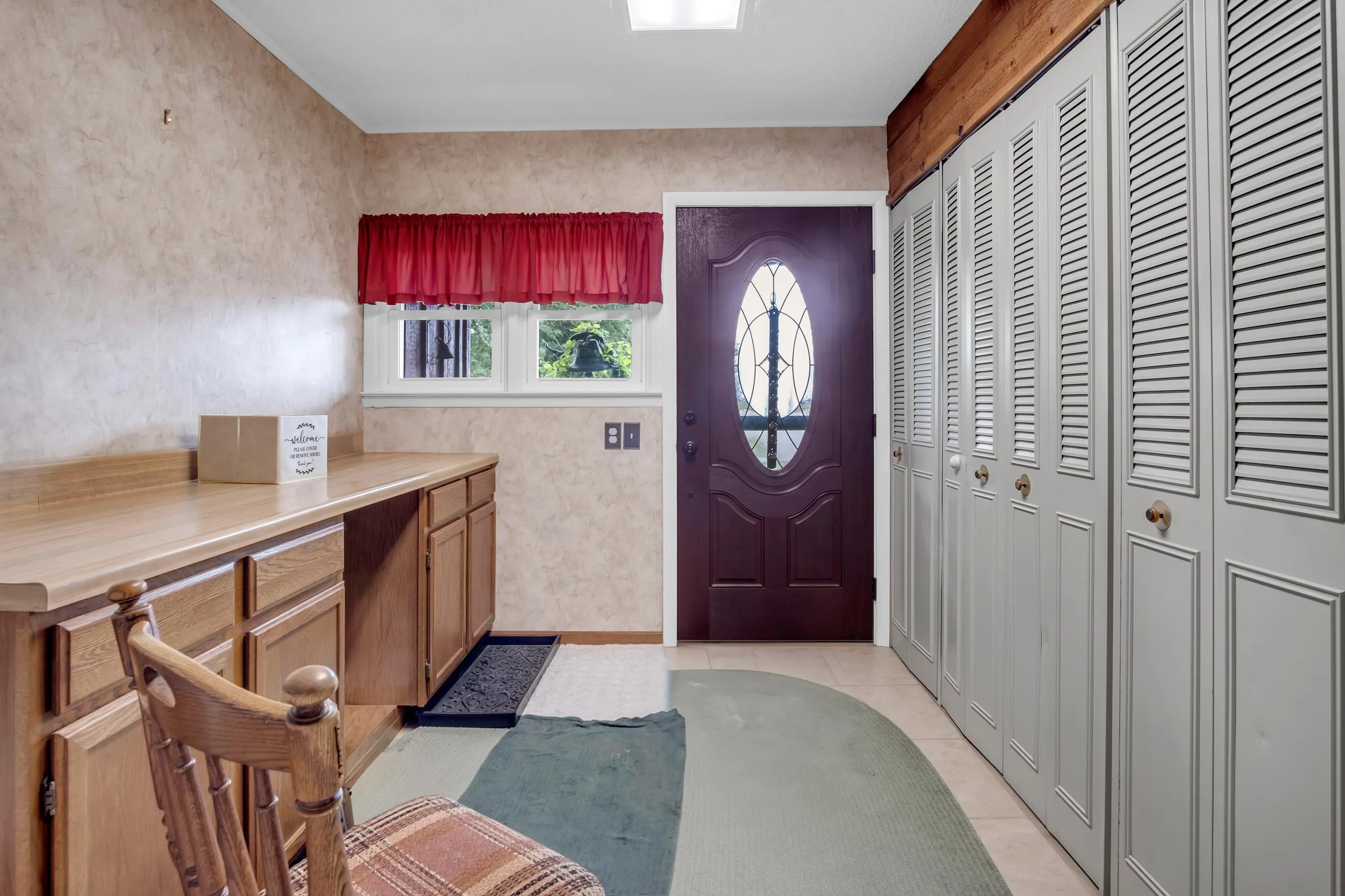 Newton, Kansas 67114, United States, 4 Bedrooms Bedrooms, ,2 BathroomsBathrooms,Residential,Pending,155844