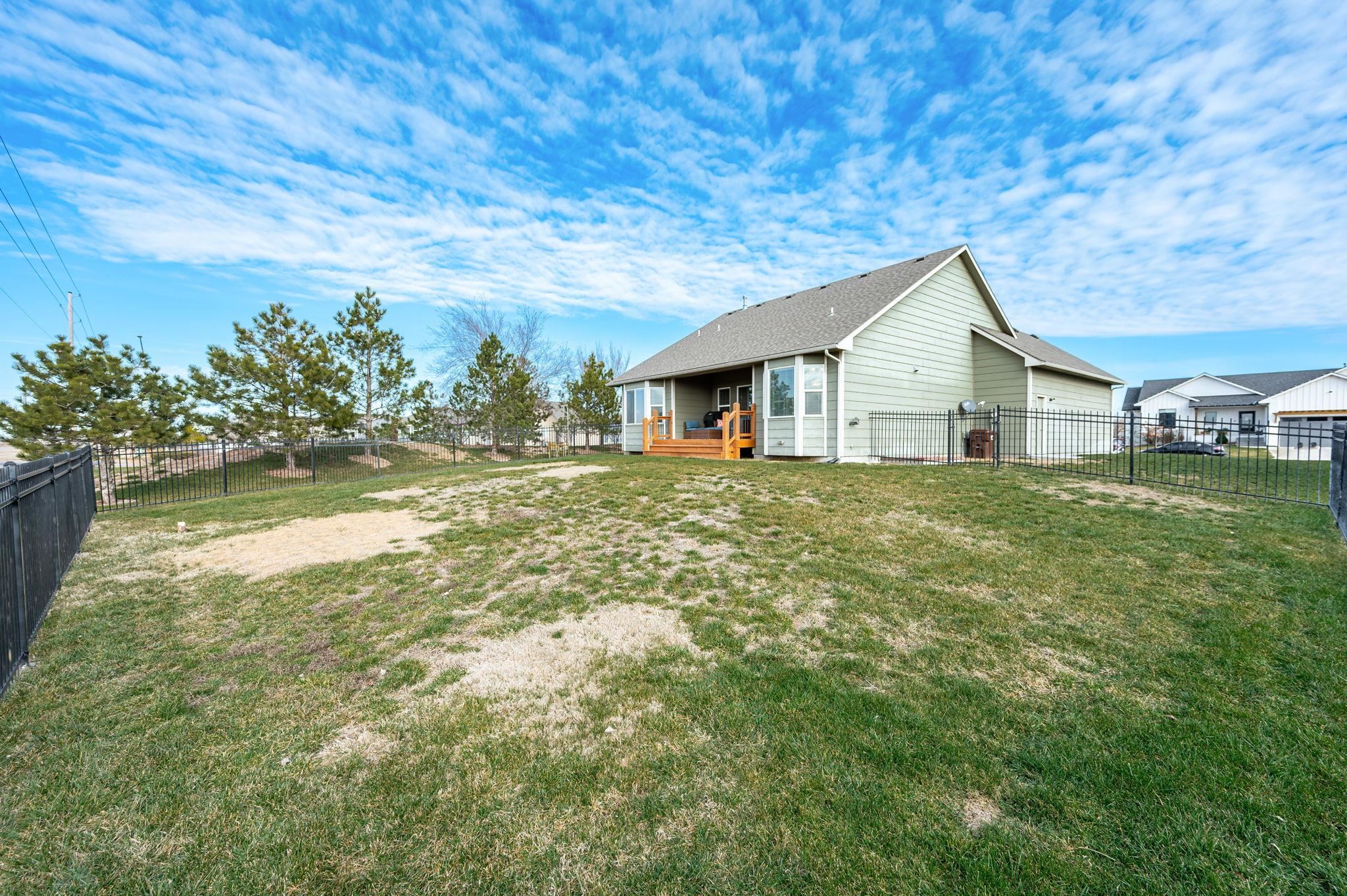 4702 N Emerald Ct, Maize, Kansas image 29