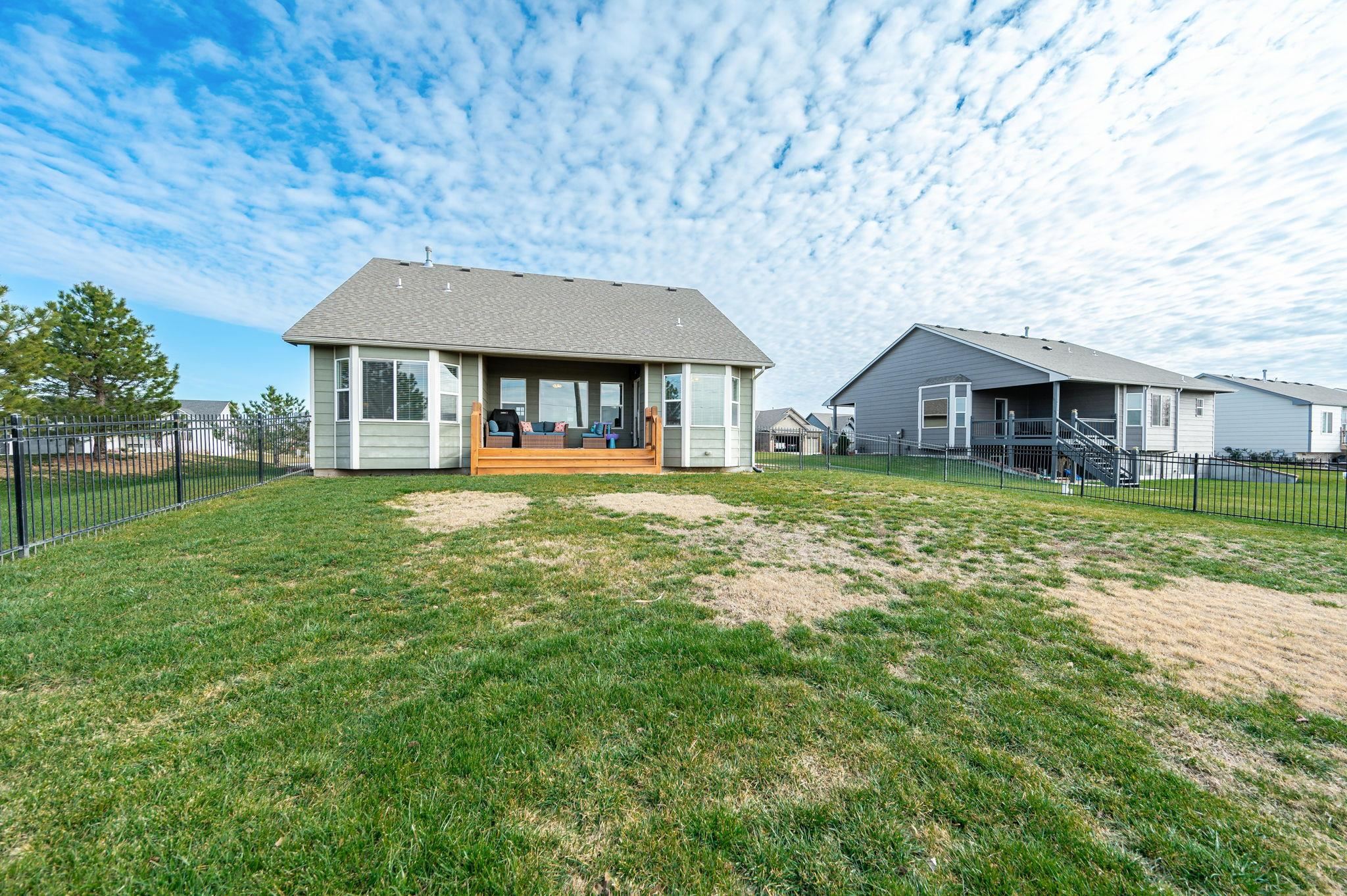 4702 N Emerald Ct, Maize, Kansas image 30