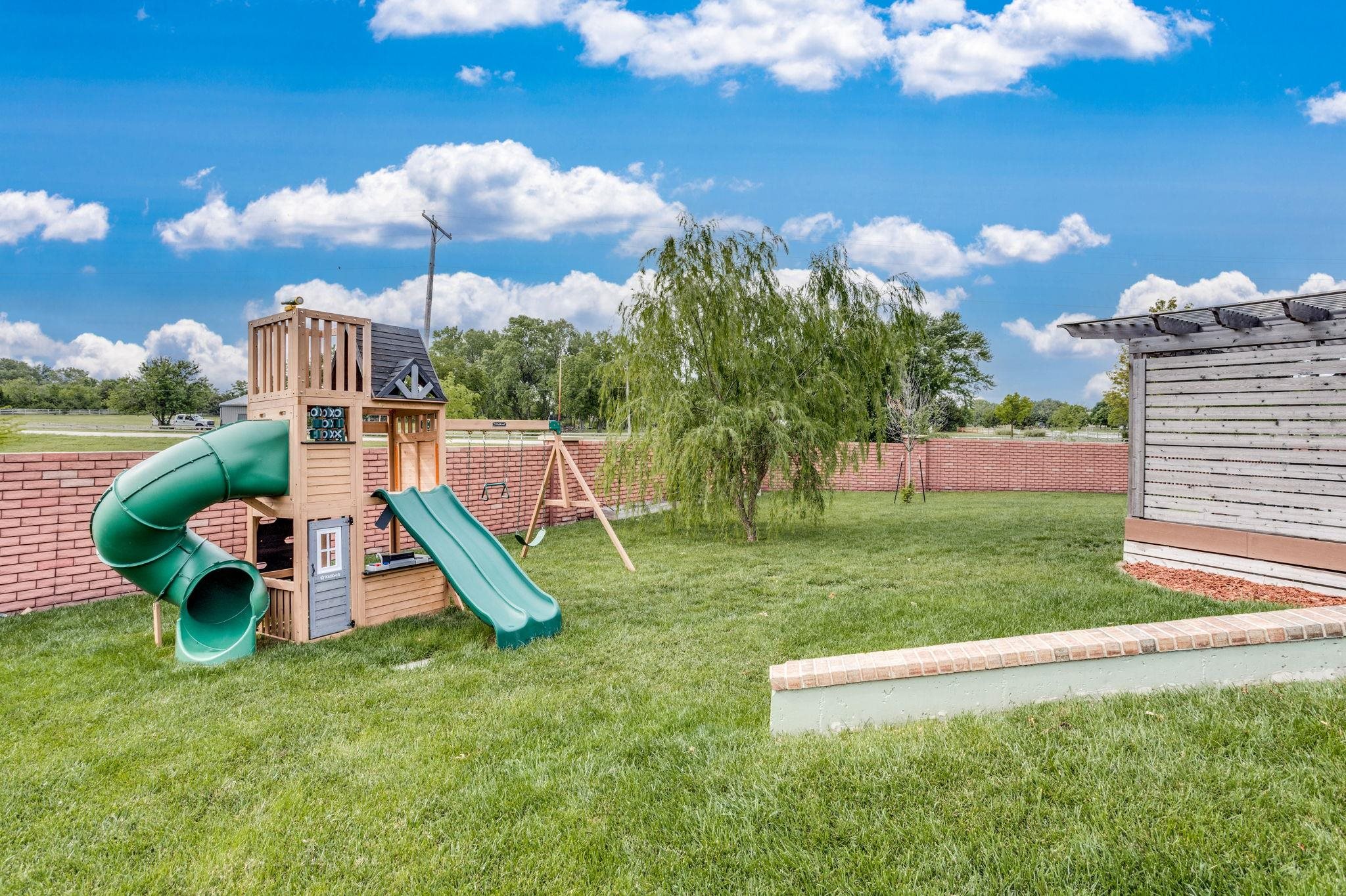 2340 S Mckenzie Ct, Andover, Kansas image 29