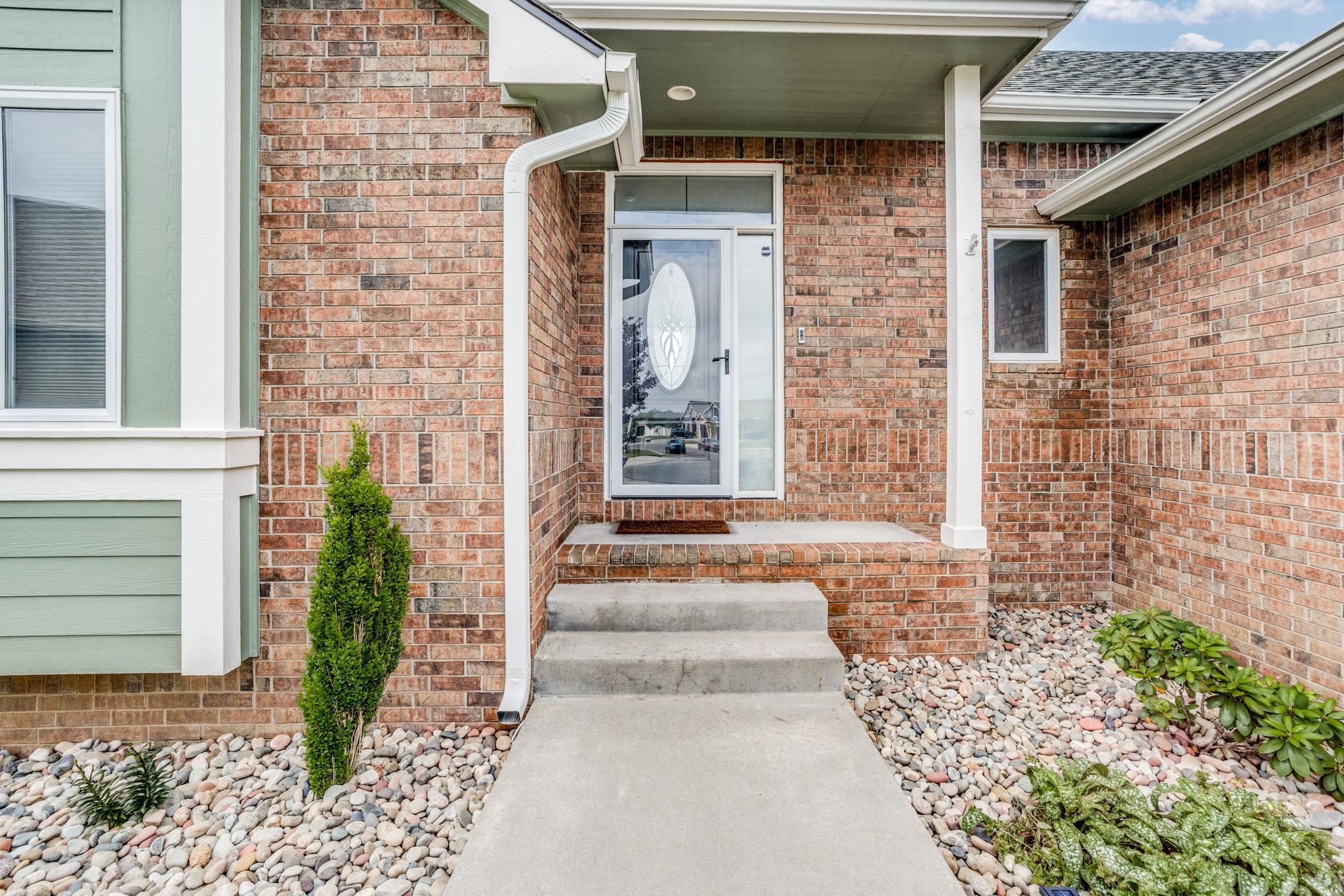 2340 S Mckenzie Ct, Andover, Kansas image 3