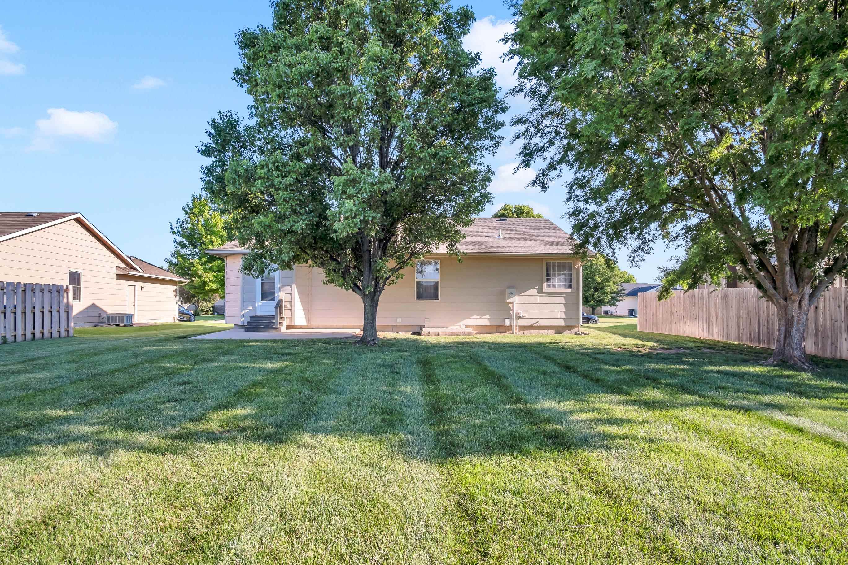220 Sutton Dr, Newton, Kansas image 35