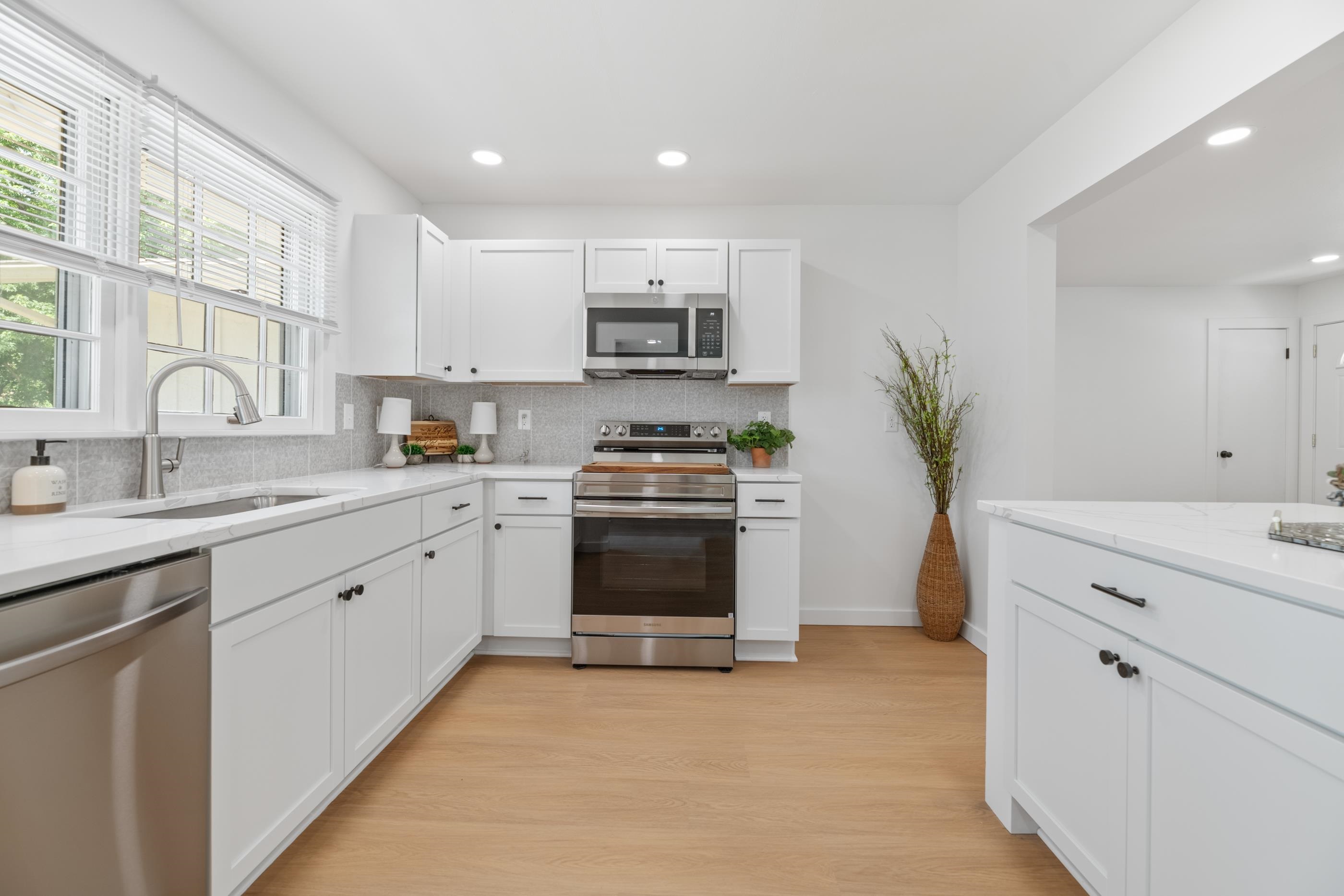 3908 W 19th St N St, Wichita, Kansas image 10