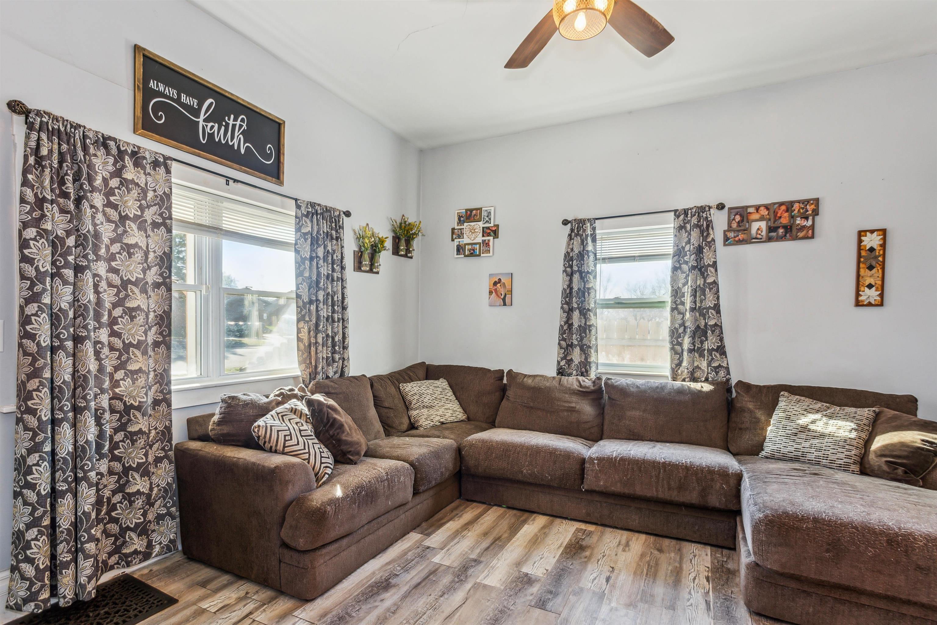 107 N Reno St, Haven, Kansas image 4
