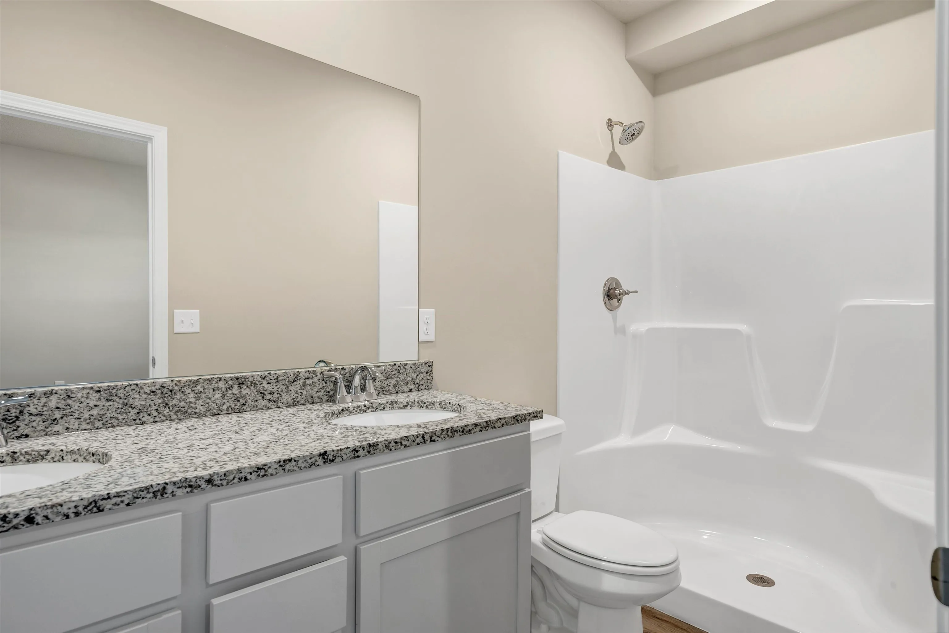 Valley Center, Kansas 67147, United States, 3 Bedrooms Bedrooms, ,2 BathroomsBathrooms,Residential,Pending,47169