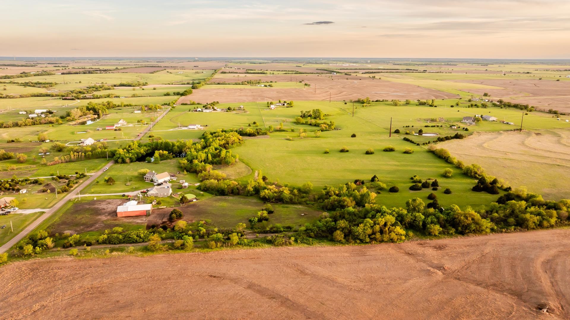 741 N Meridian Rd, Belle Plaine, Kansas image 2