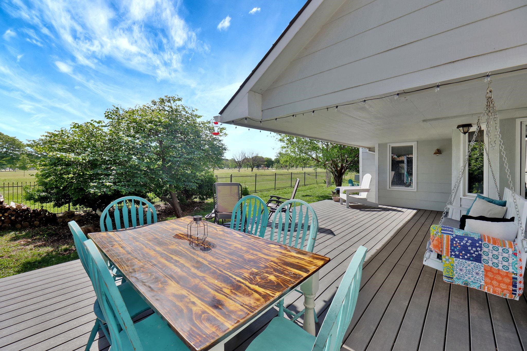 Wichita, Kansas 67212, United States, 5 Bedrooms Bedrooms, ,3 BathroomsBathrooms,Residential,Pending,59492