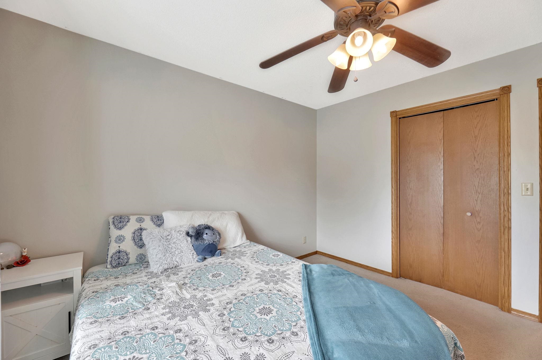 Wichita, Kansas 67212, United States, 5 Bedrooms Bedrooms, ,3 BathroomsBathrooms,Residential,Pending,59492