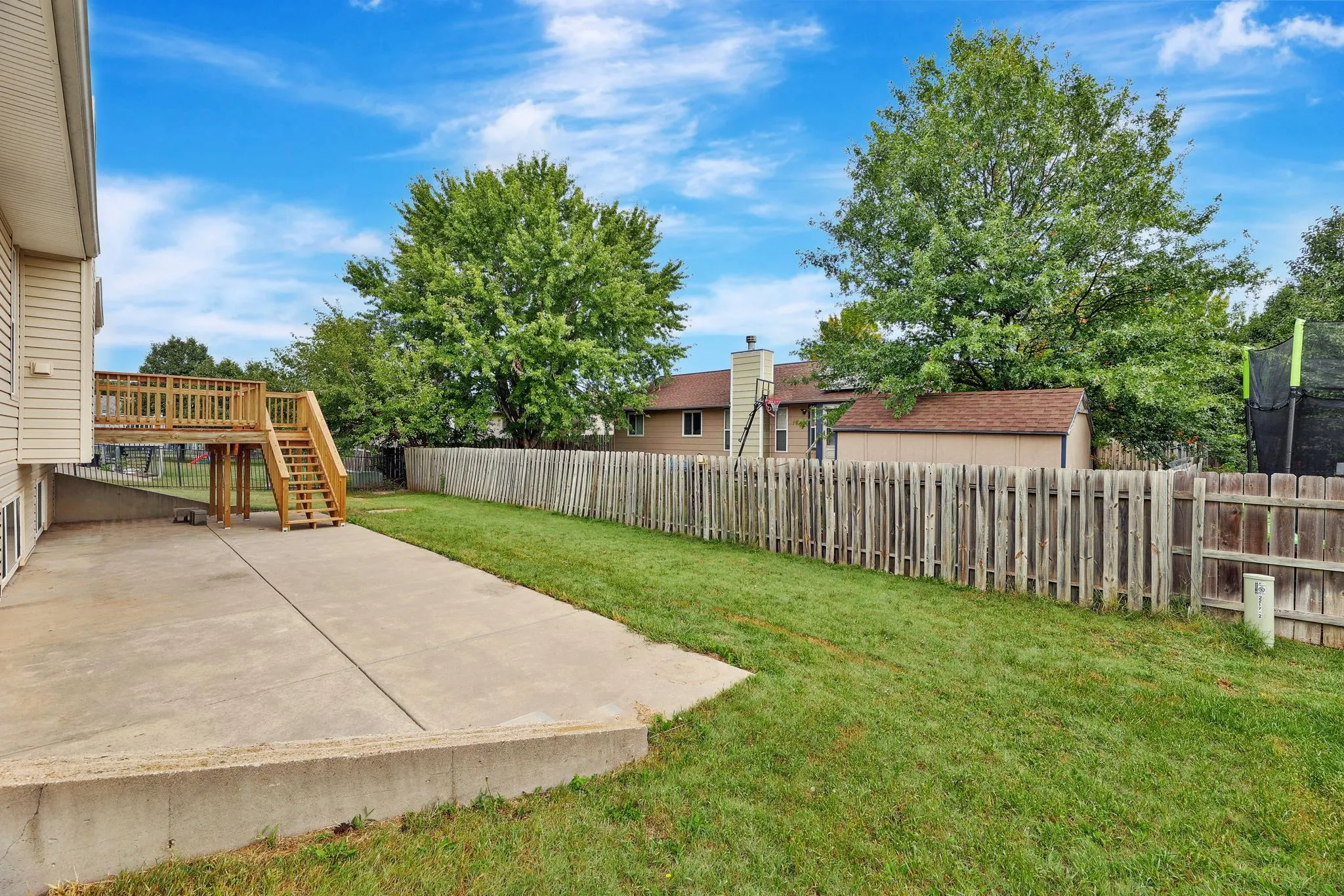 Wichita, Kansas 67209, United States, 4 Bedrooms Bedrooms, ,3 BathroomsBathrooms,Residential,Pending,42100