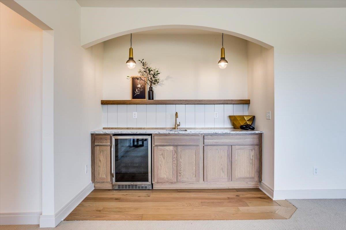 4624 N Ridge Port St, Wichita, Kansas image 34