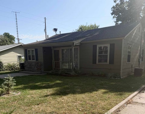 Homes For Sale - 642 N Frazier St<br/> El Dorado, KS 67042