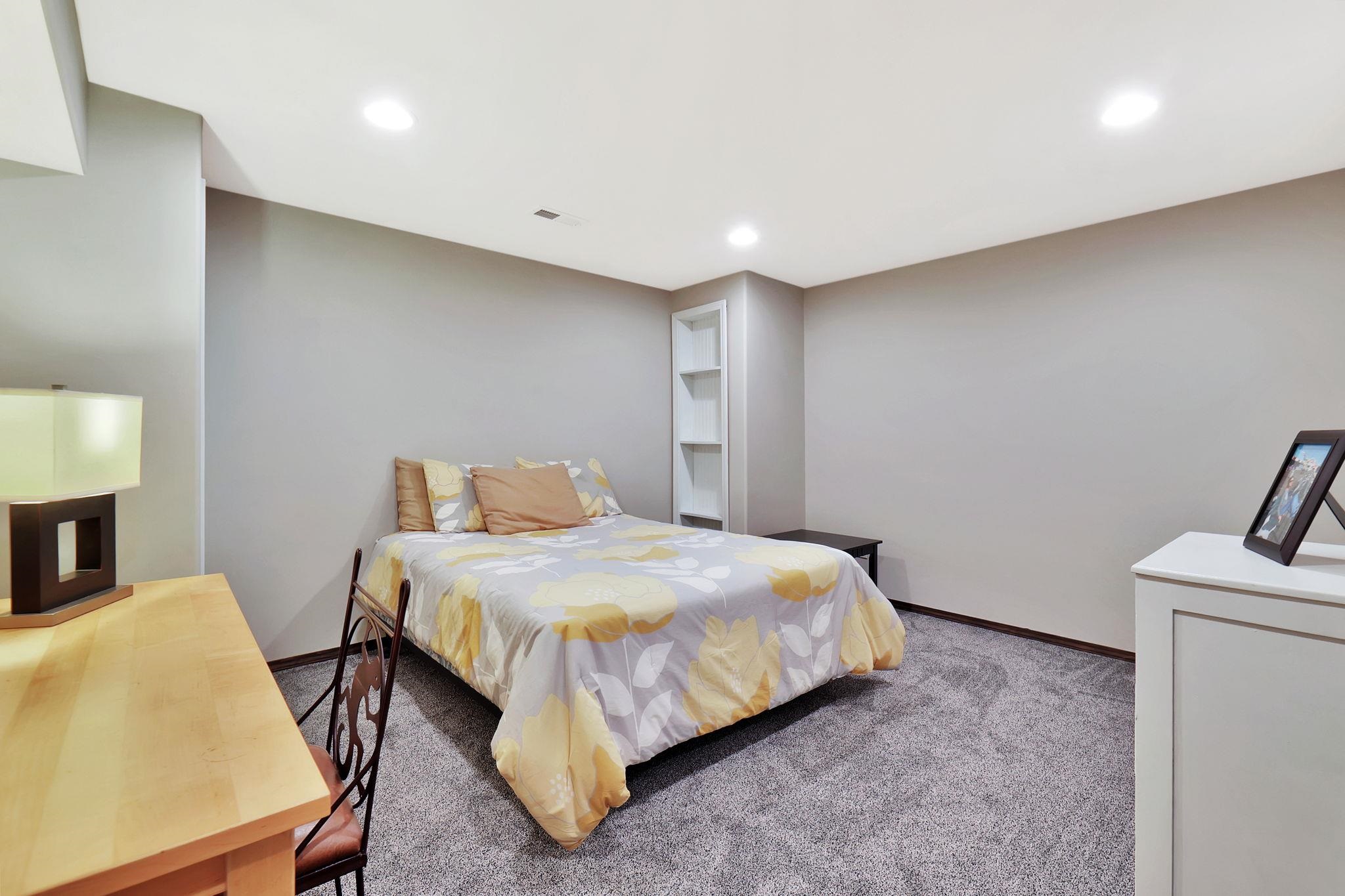 310 S Nineiron Court, Wichita, Kansas image 32