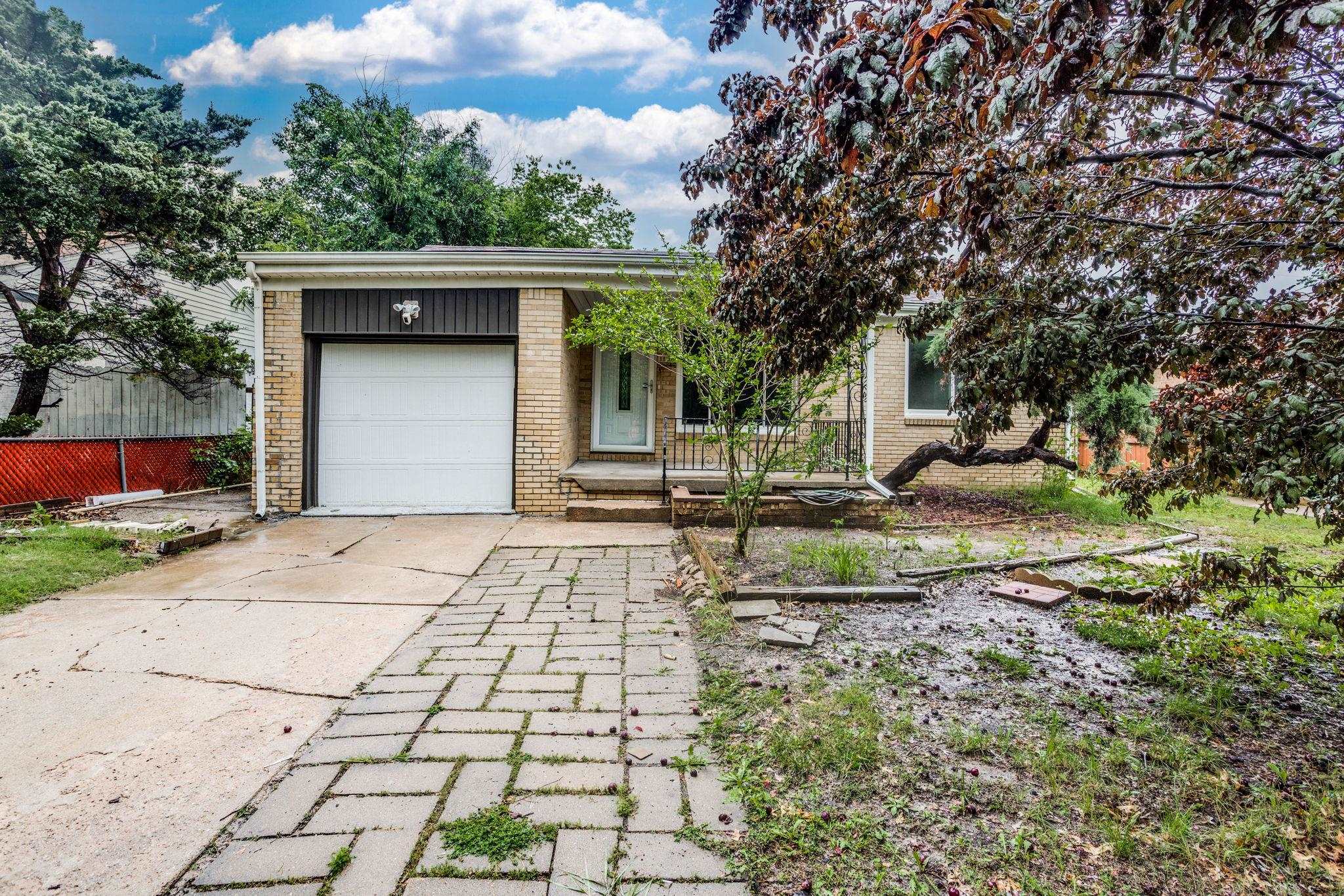 1134 S Fabrique Dr, Wichita, Kansas image 1