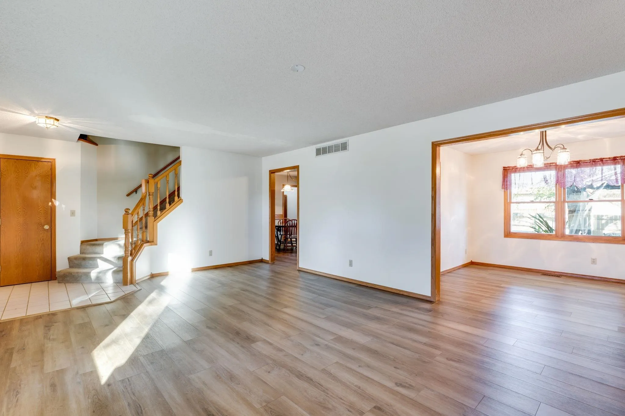 Derby, Kansas 67037, United States, 4 Bedrooms Bedrooms, ,4 BathroomsBathrooms,Residential,Active,232943