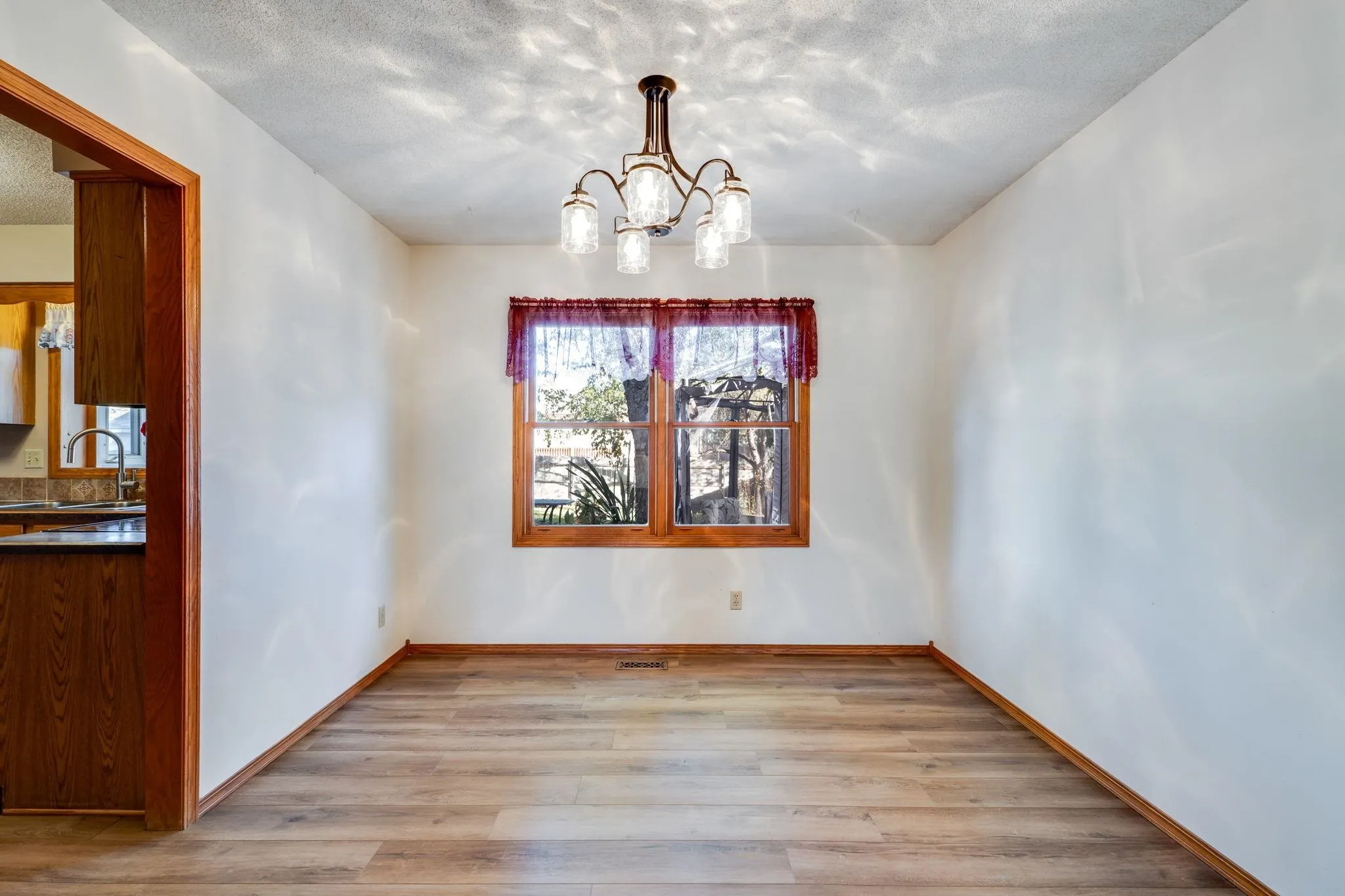 Derby, Kansas 67037, United States, 4 Bedrooms Bedrooms, ,4 BathroomsBathrooms,Residential,Active,232943