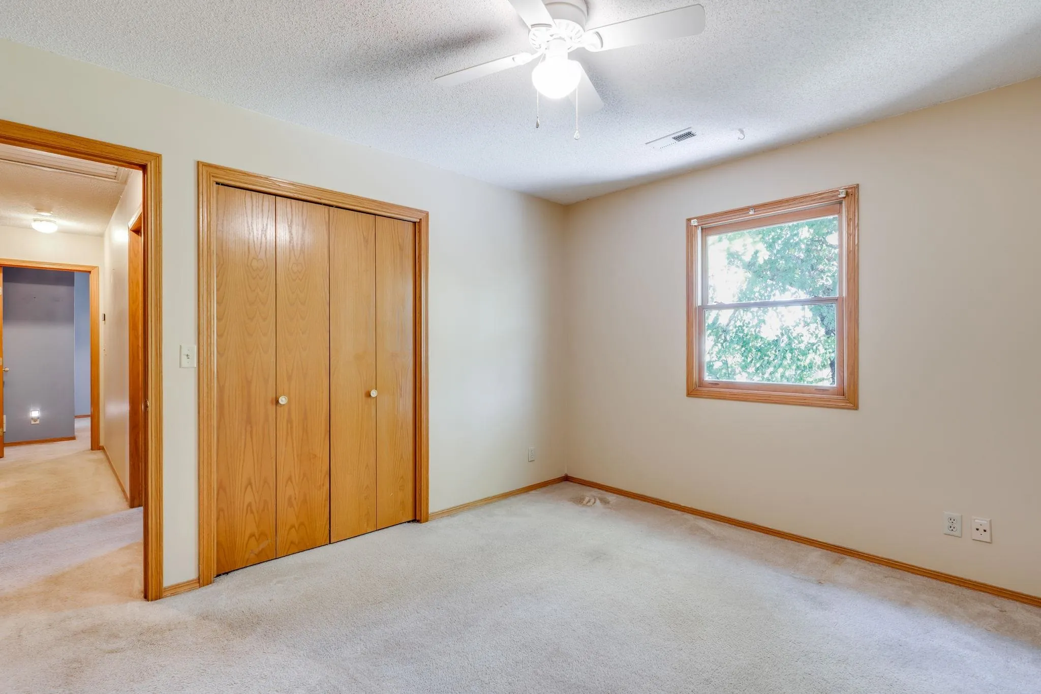 Derby, Kansas 67037, United States, 4 Bedrooms Bedrooms, ,4 BathroomsBathrooms,Residential,Active,232943