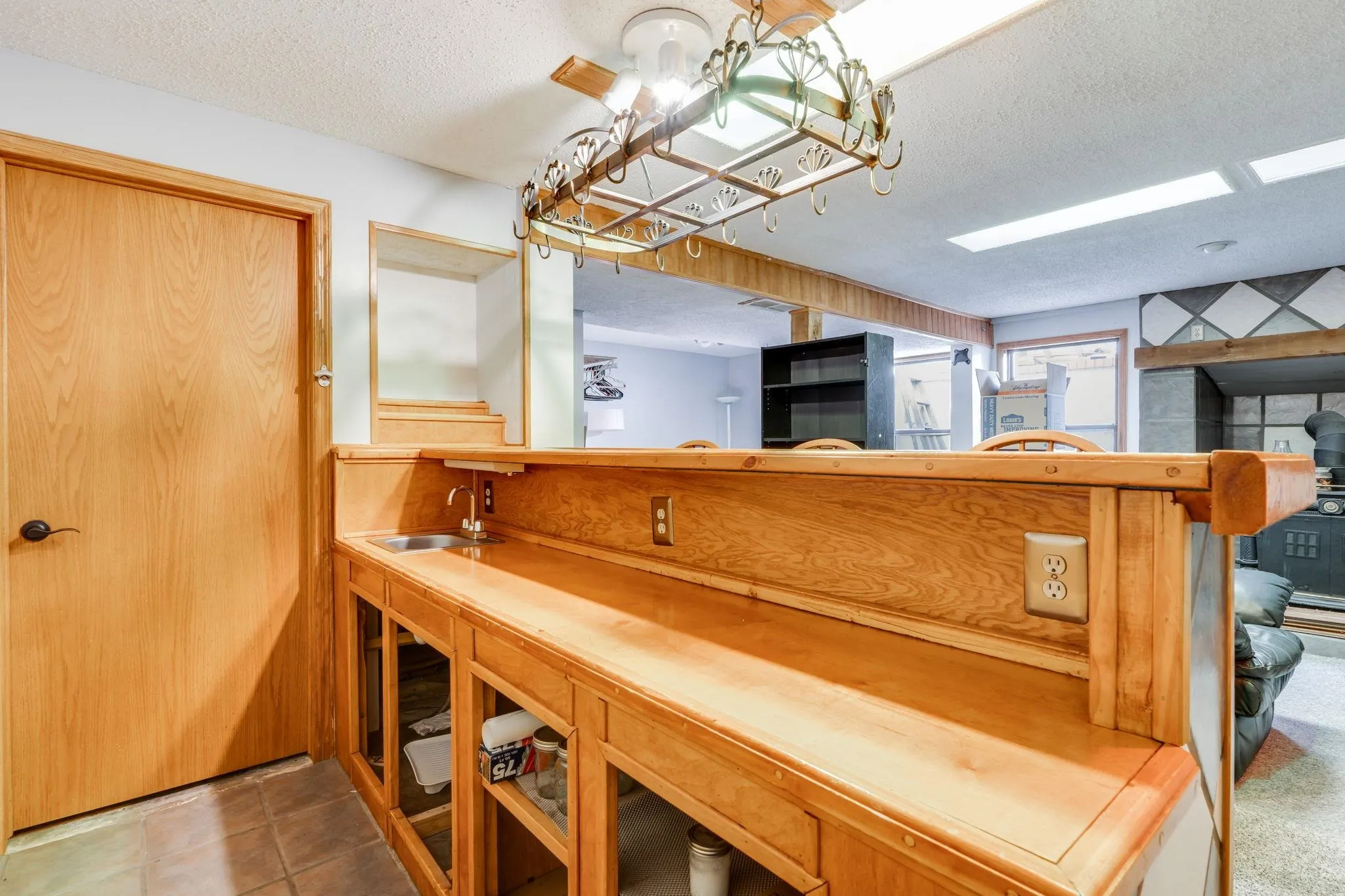 Derby, Kansas 67037, United States, 4 Bedrooms Bedrooms, ,4 BathroomsBathrooms,Residential,Active,232943