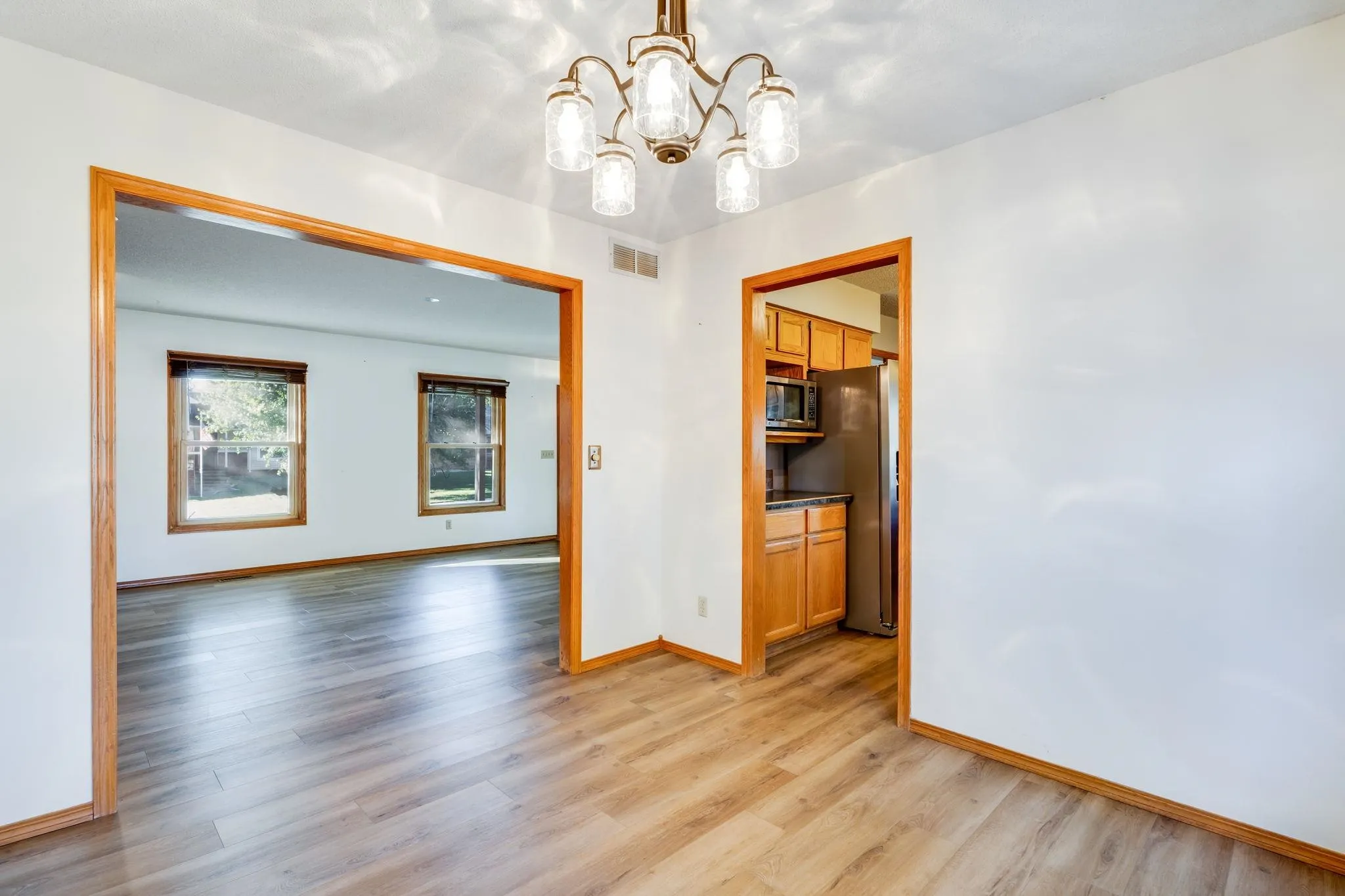 Derby, Kansas 67037, United States, 4 Bedrooms Bedrooms, ,4 BathroomsBathrooms,Residential,Active,232943