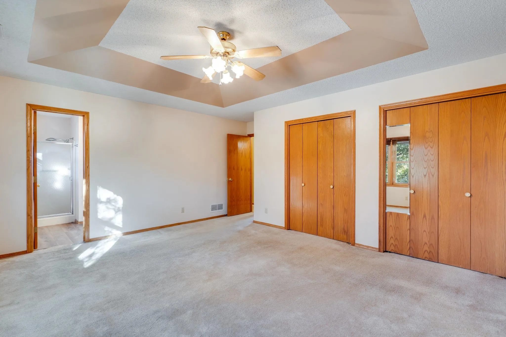 Derby, Kansas 67037, United States, 4 Bedrooms Bedrooms, ,4 BathroomsBathrooms,Residential,Active,232943