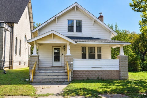 Photo of 210 N Sycamore ST, Peabody, KS 66866 (MLS # 680483)