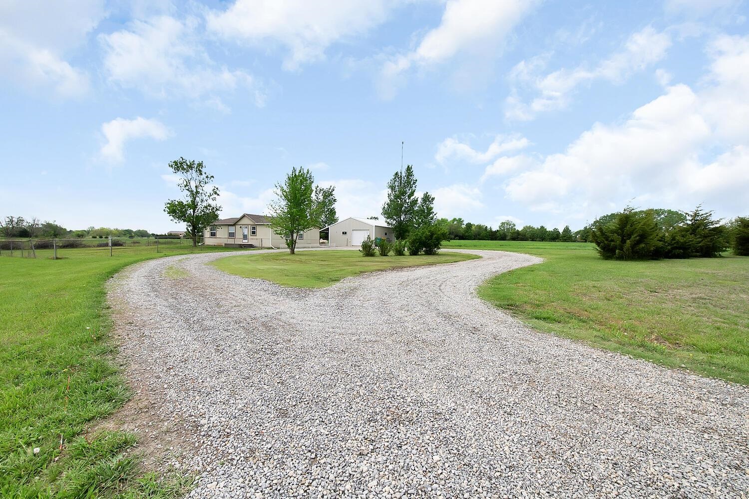 807 W Fox Brier Rd, Rose Hill, Kansas image 35