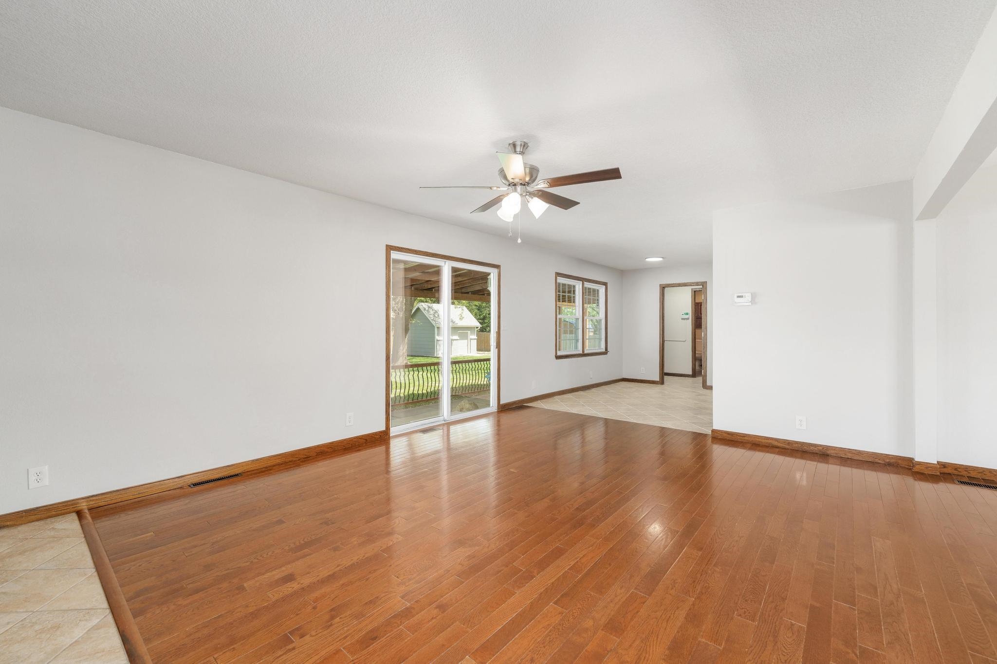 14320 W Taft St, Wichita, Kansas image 9