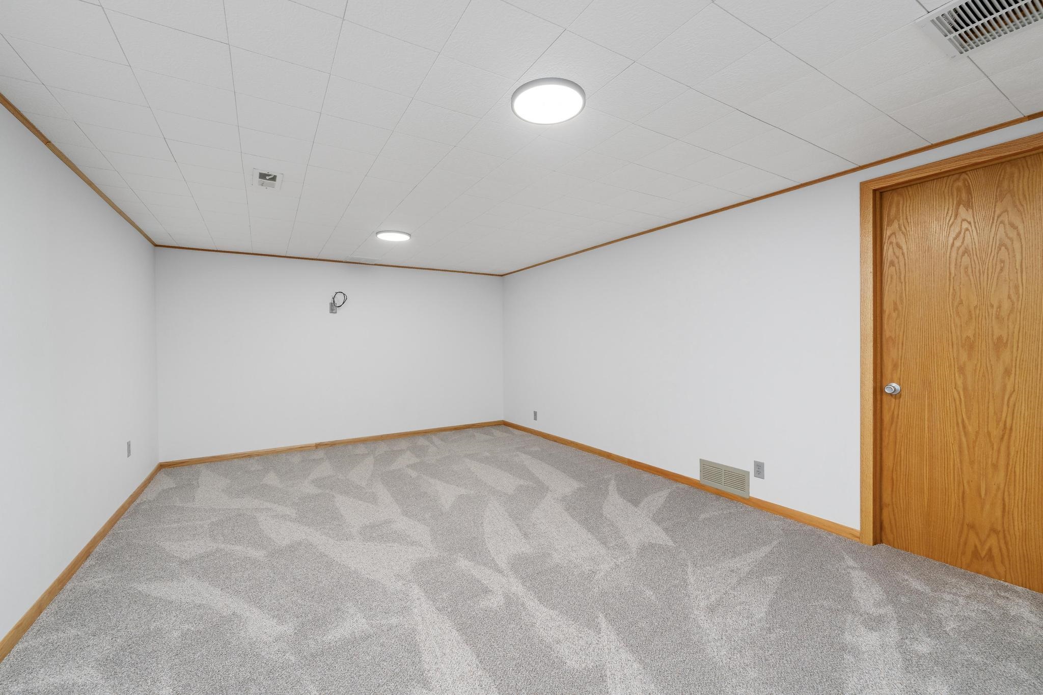 14320 W Taft St, Wichita, Kansas image 25