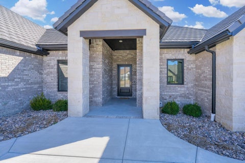 Townhouse For Sale - 2012 N Veranda Cir<br/> Sedgwick County, Wichita, KS 67206