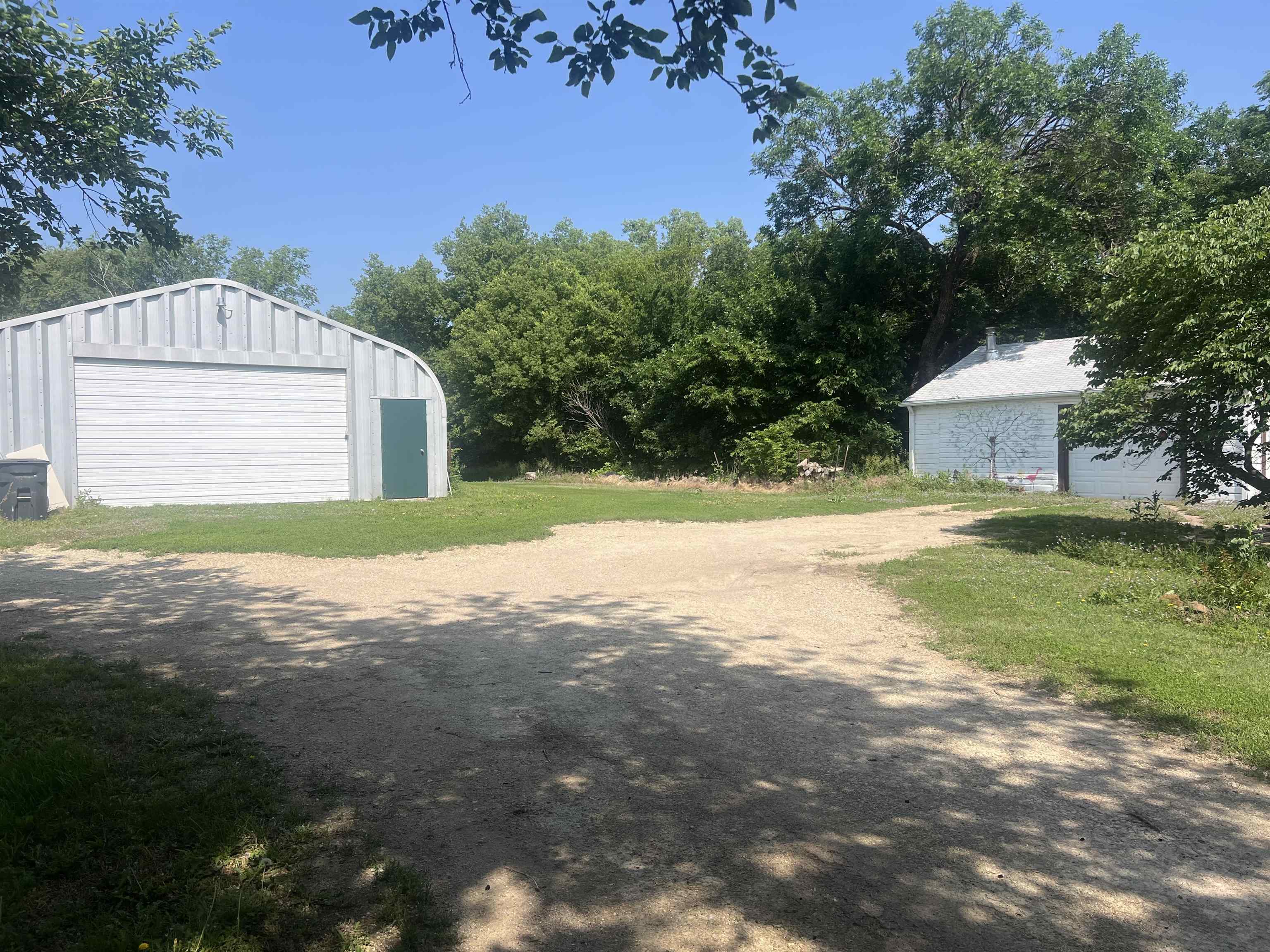 2041 N Link Rd, Salina, Kansas image 8