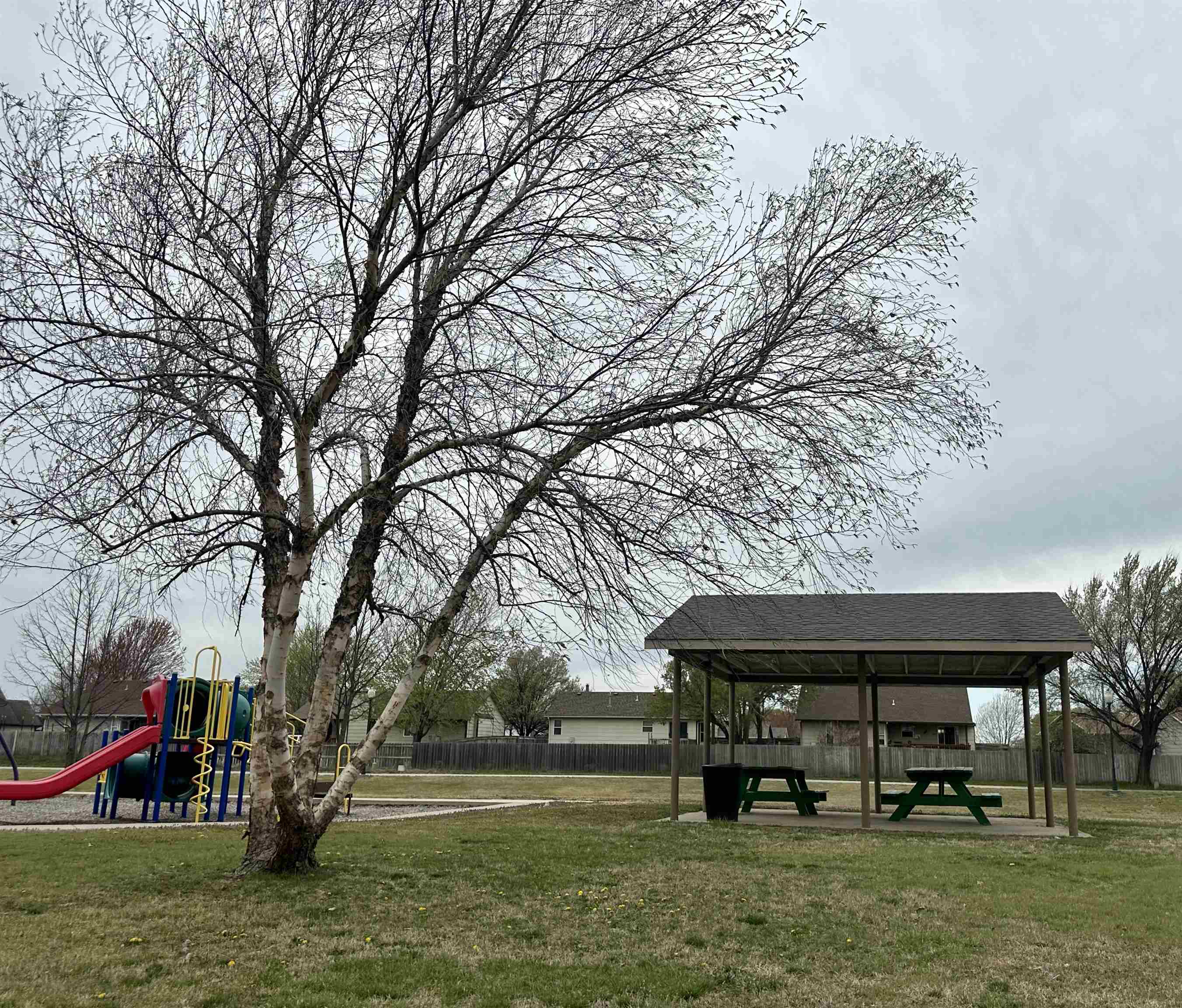 Haysville, Kansas 67060, United States, 3 Bedrooms Bedrooms, ,3 BathroomsBathrooms,Residential,Pending,61714