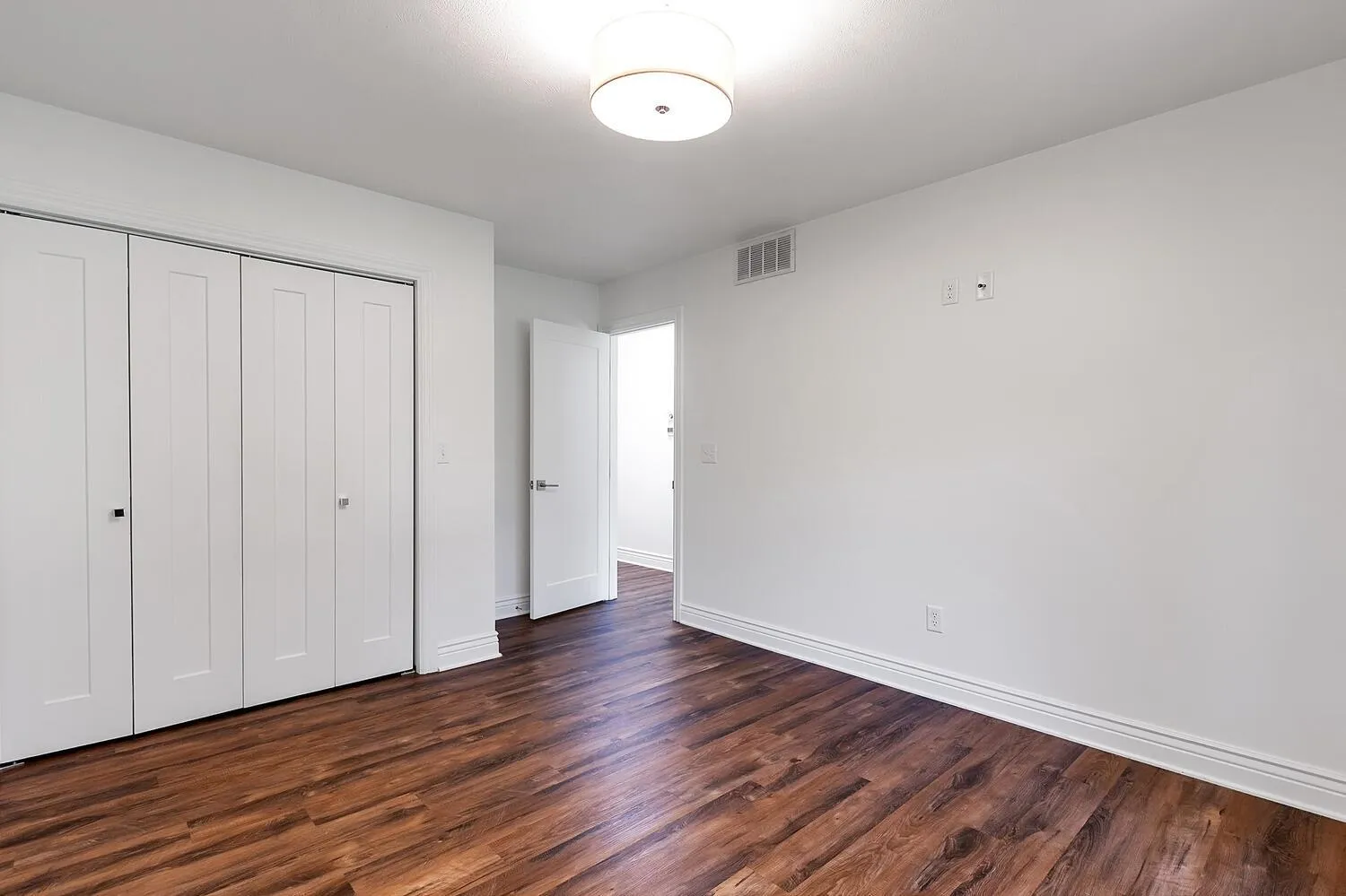 Wichita, Kansas 67226, United States, 4 Bedrooms Bedrooms, ,4 BathroomsBathrooms,Residential,Pending,159424