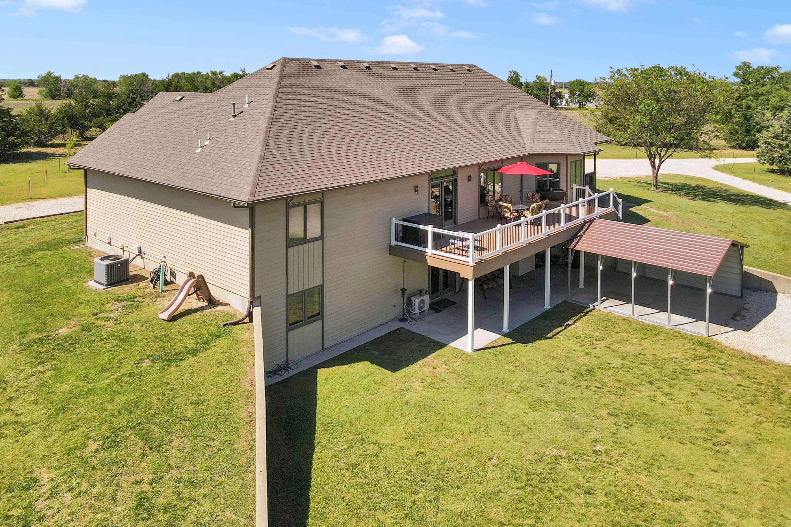 317 N Elm St, Hillsboro, Kansas image 32