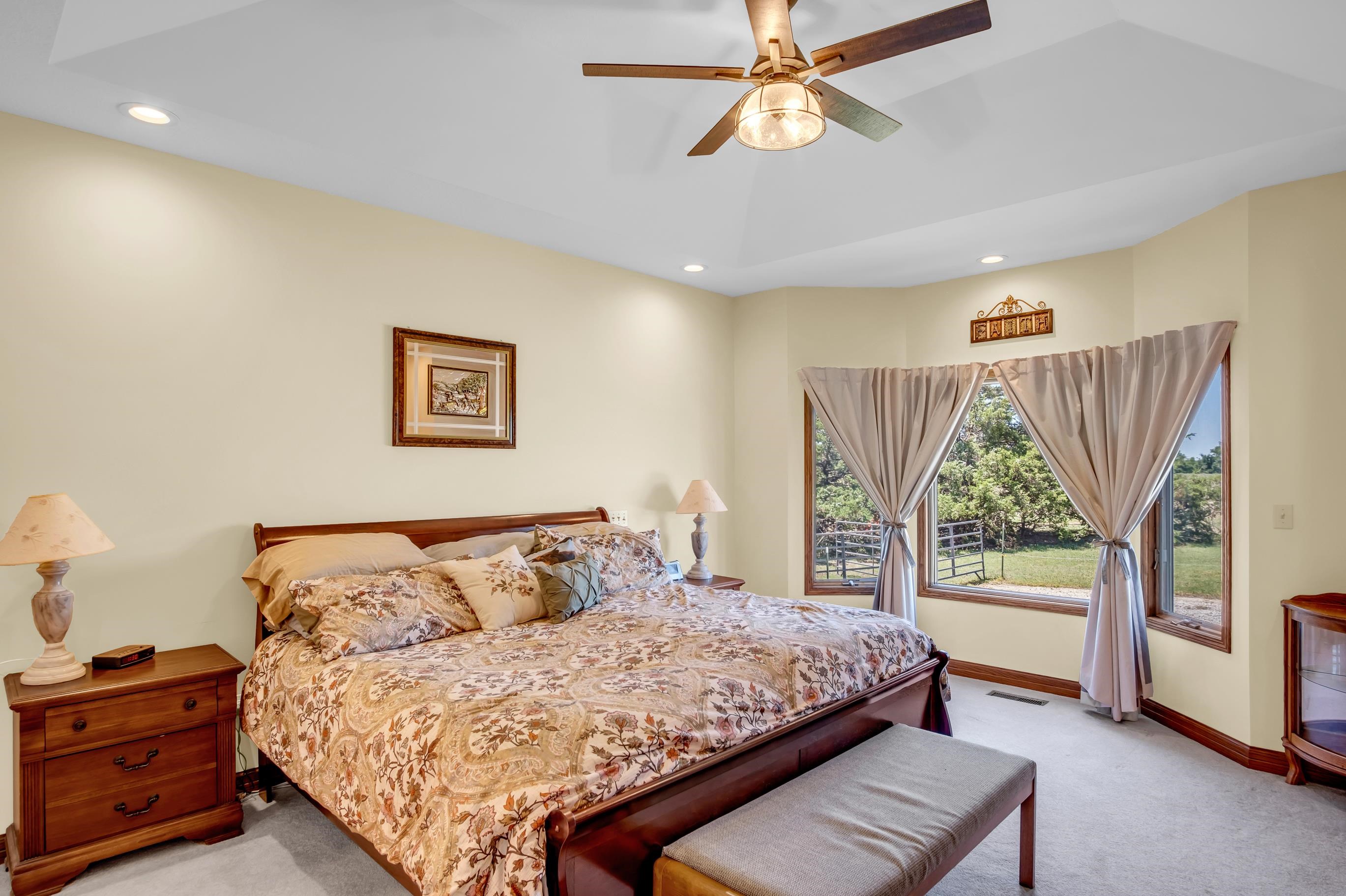 317 N Elm St, Hillsboro, Kansas image 14