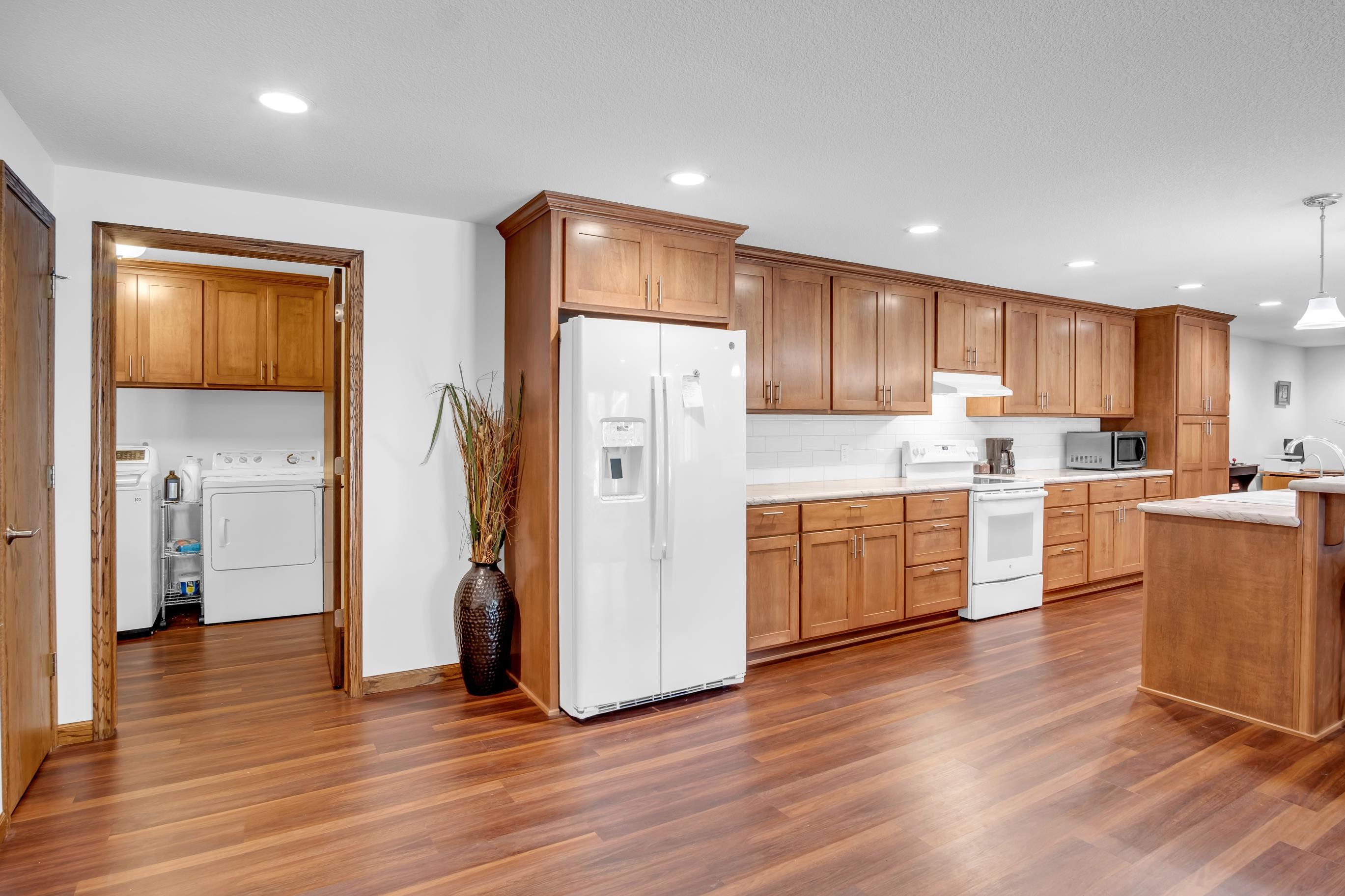 317 N Elm St, Hillsboro, Kansas image 21