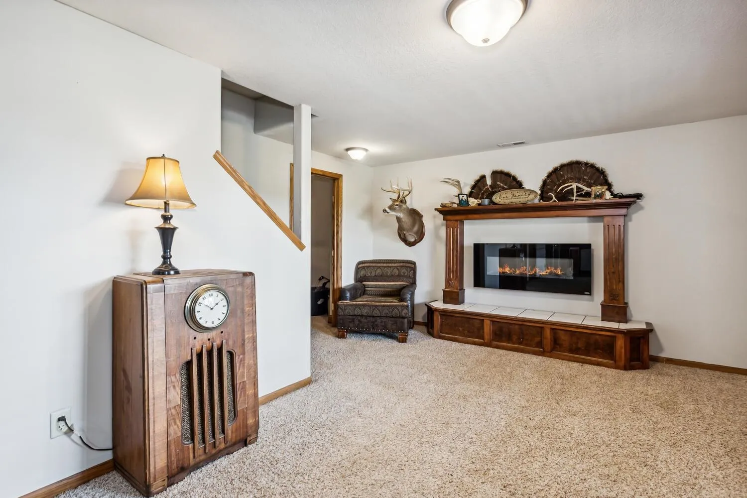 Cheney, Kansas 67025, United States, 4 Bedrooms Bedrooms, ,3 BathroomsBathrooms,Residential,Pending,49242