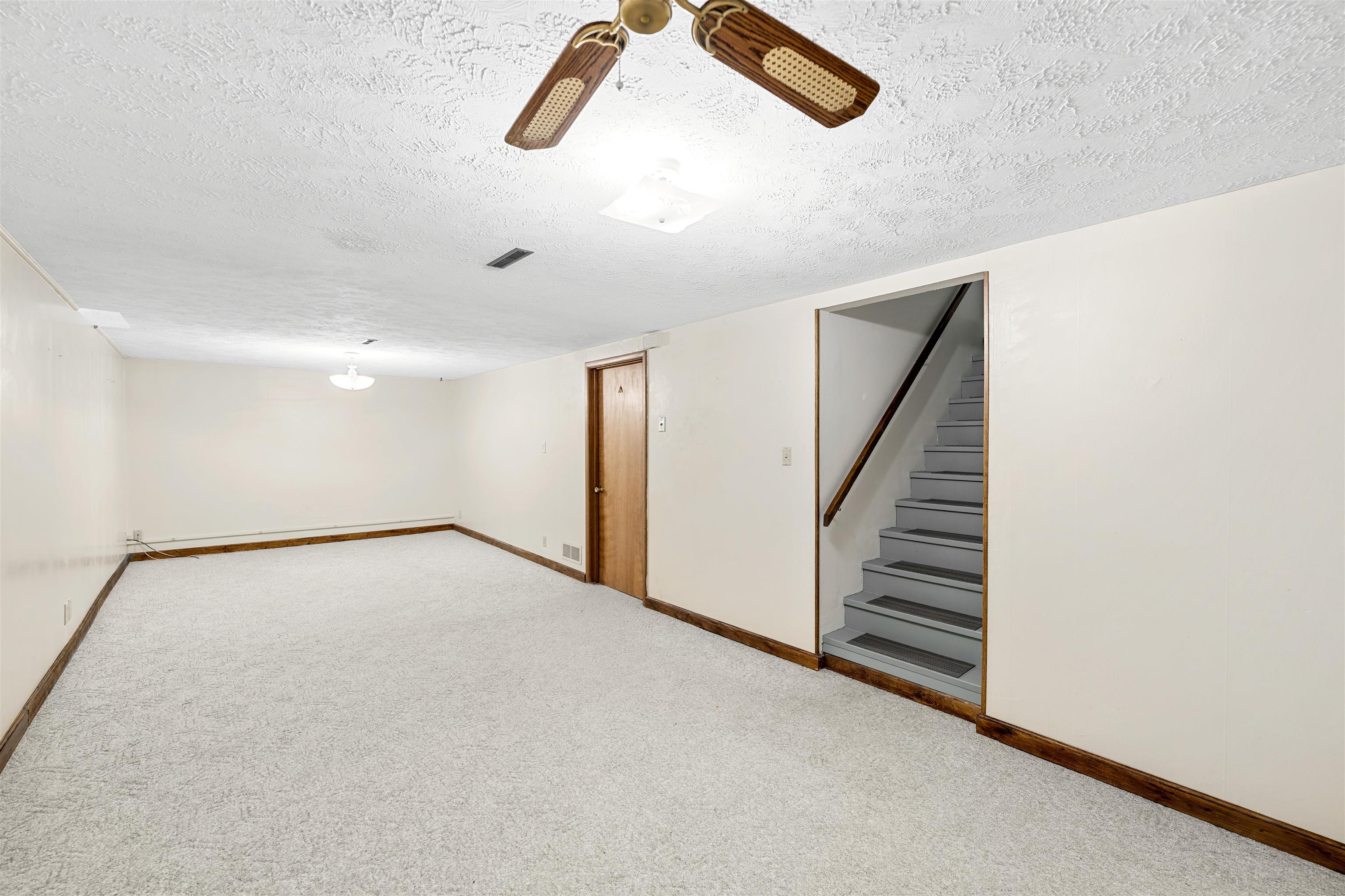 2015 Roach St, Salina, Kansas image 13