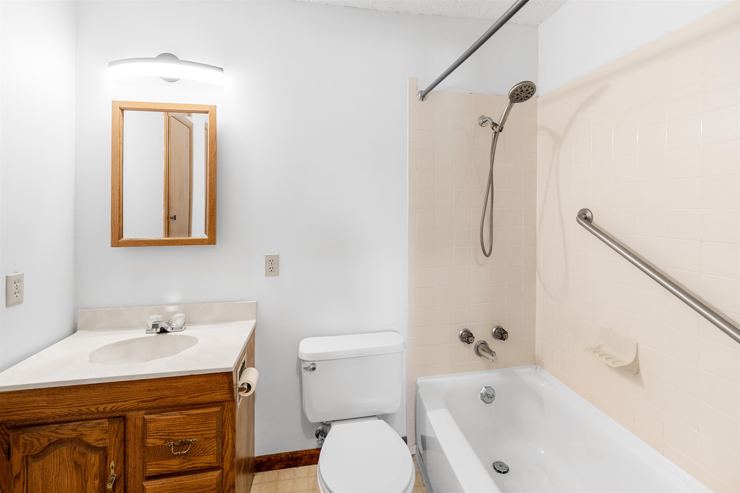 2015 Roach St, Salina, Kansas image 11