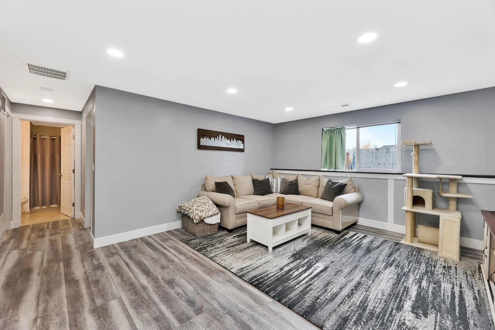 Derby, Kansas 67037, United States, 4 Bedrooms Bedrooms, ,3 BathroomsBathrooms,Residential,Pending,822