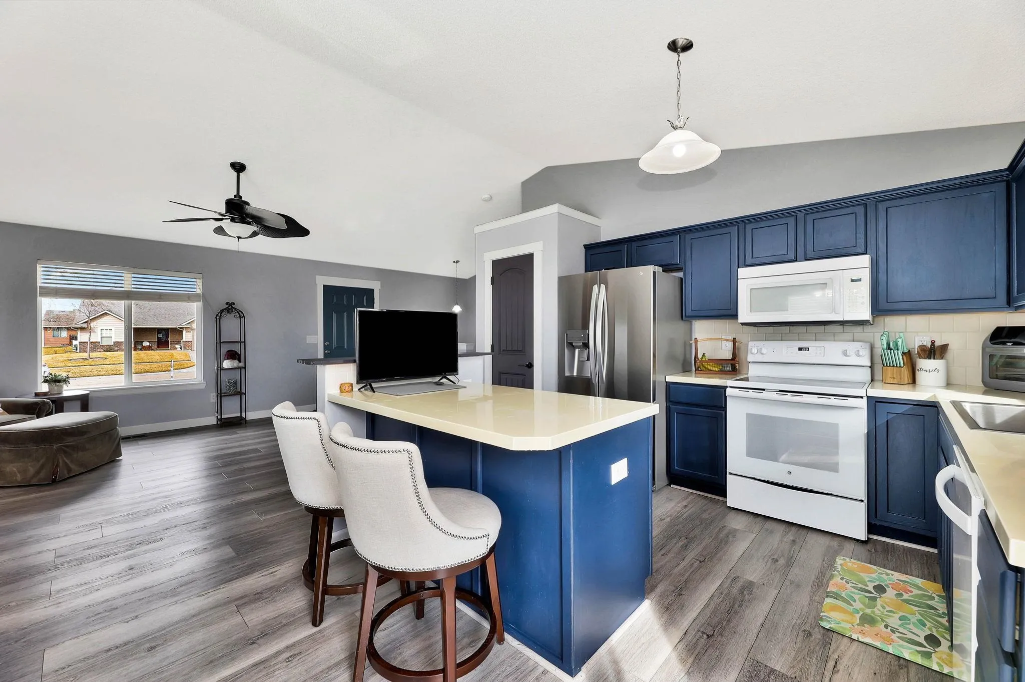 Derby, Kansas 67037, United States, 4 Bedrooms Bedrooms, ,3 BathroomsBathrooms,Residential,Pending,822