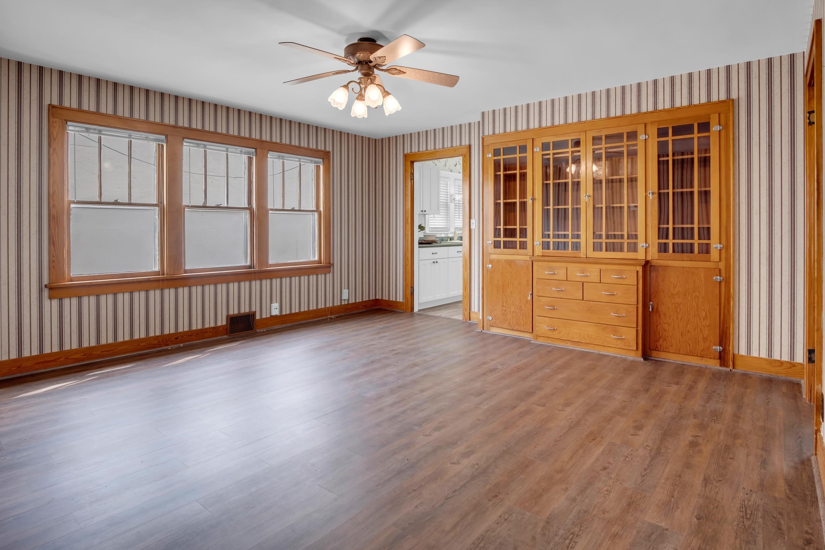 1809 N Main St, Newton, Virginia image 8