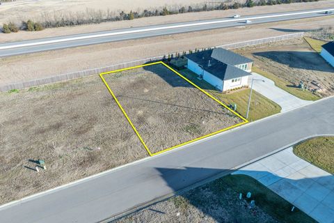 Vacant Land For Sale - 931 N Speyside Cir<br/> Andover, KS 67002
