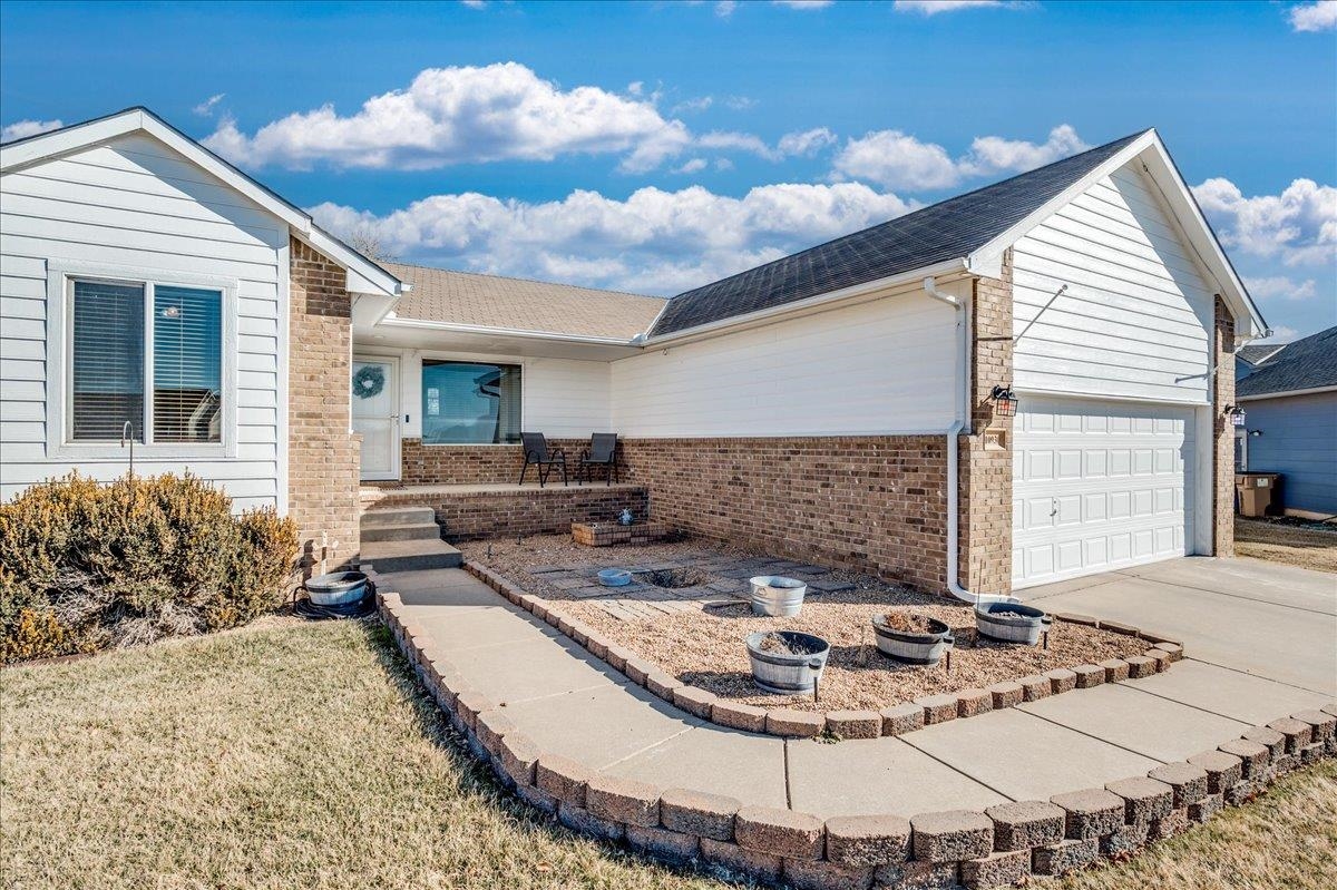 10930 W Hollywood Ct, Wichita, Kansas image 3